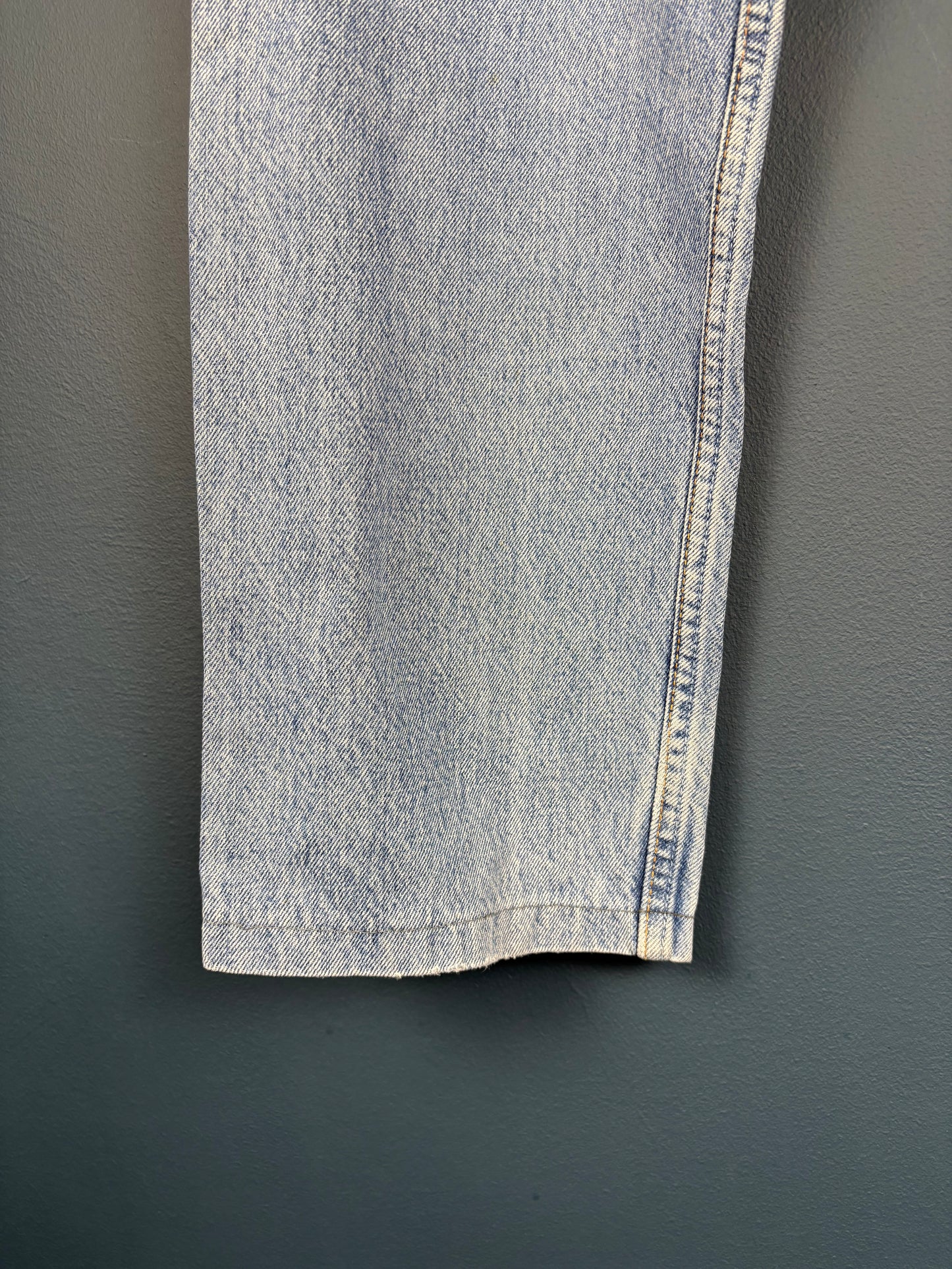 Vintage Levi's 80s Orange Tab Denim Jeans (36x30)