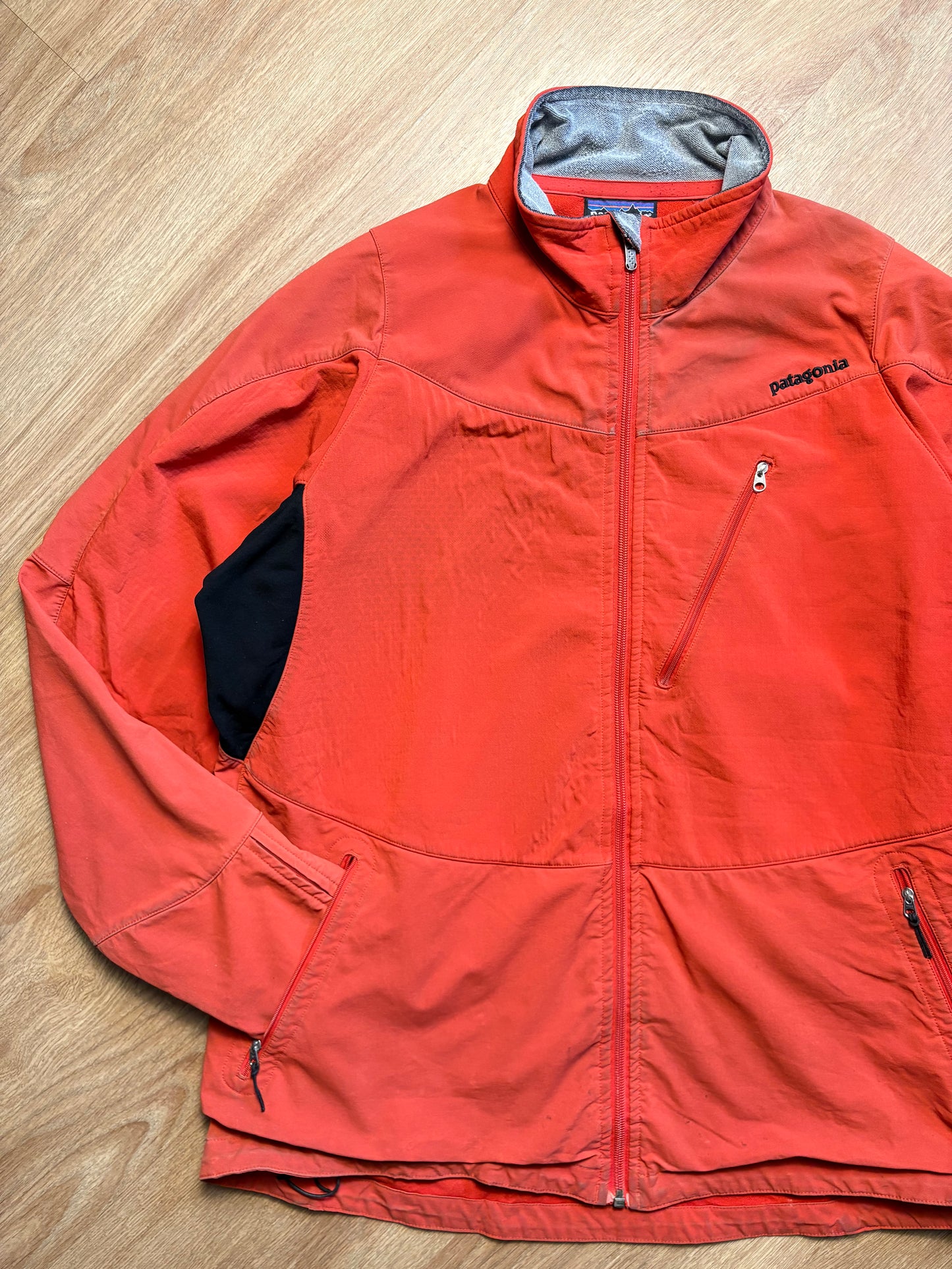 Patagonia 90s Orange Soft Shell Outdoors Jacket (L)