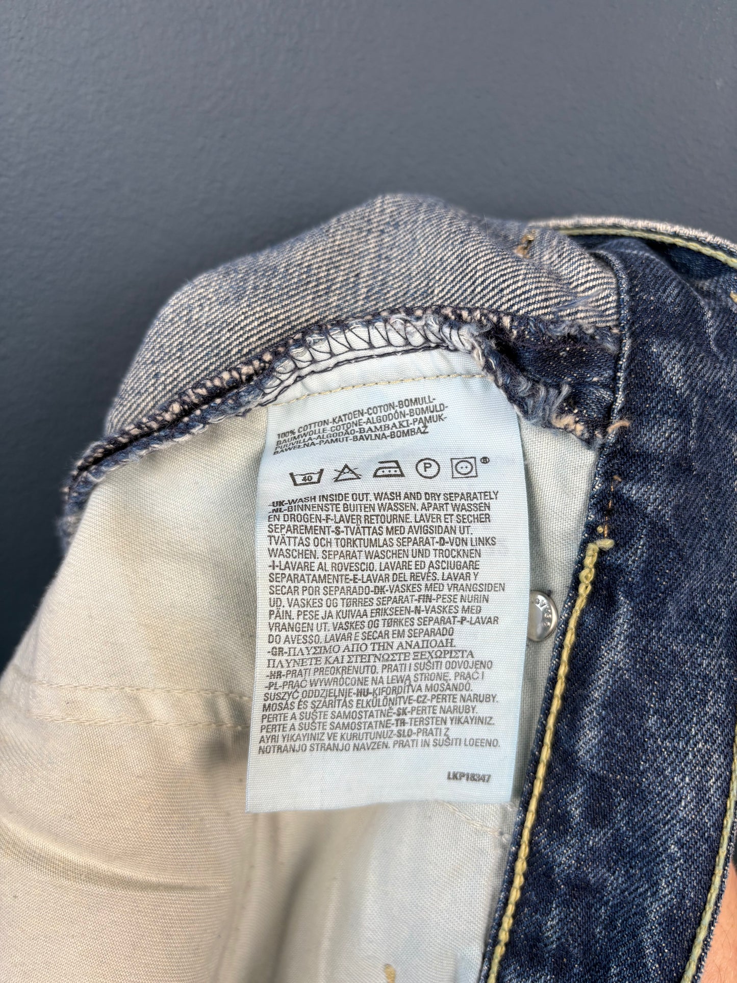 Vintage Levi's Engineered Twisted Denim Jeans (28x32)