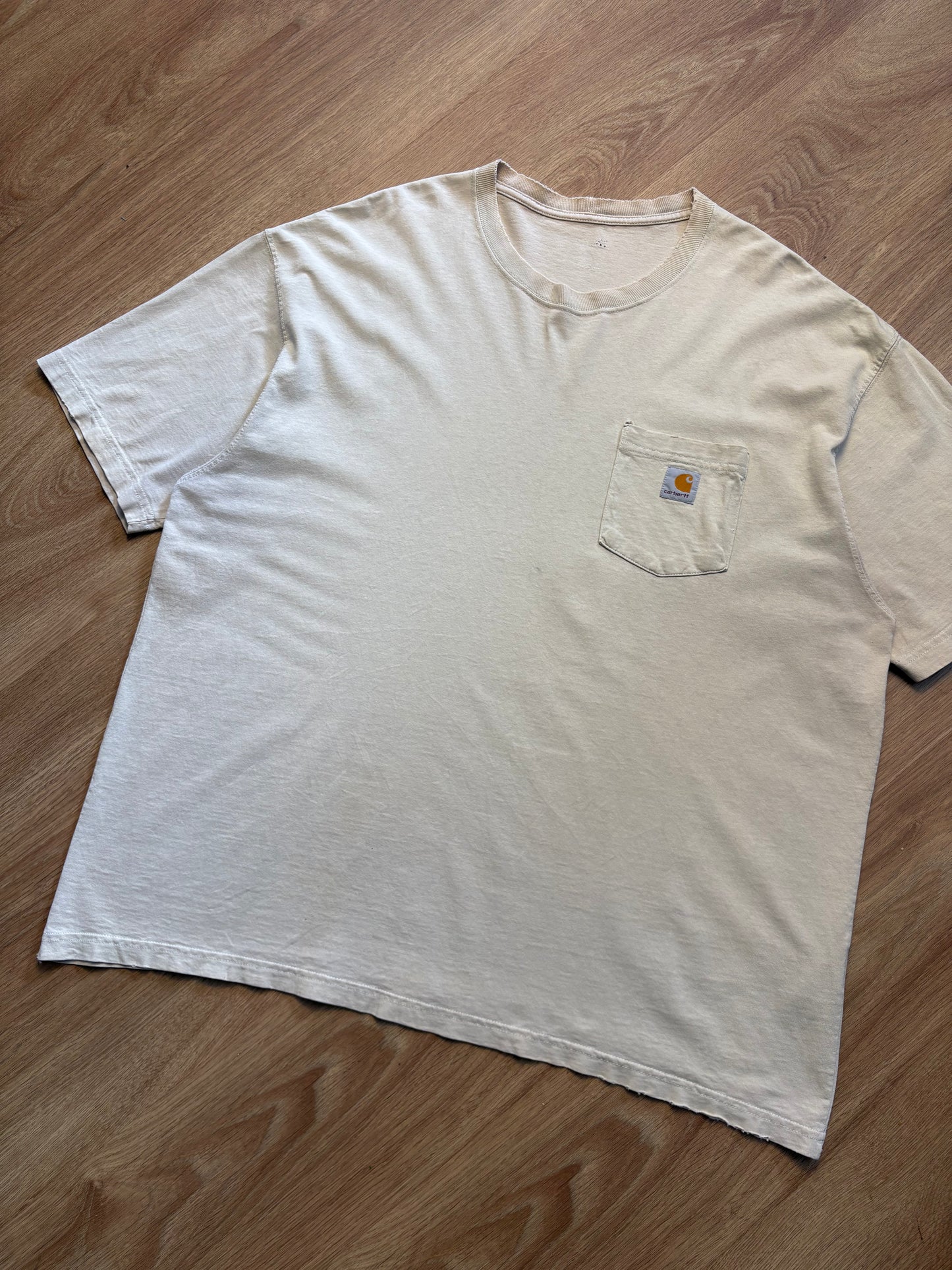 Carhartt 90s Heavyweight Off-White Pocket Tee (L)