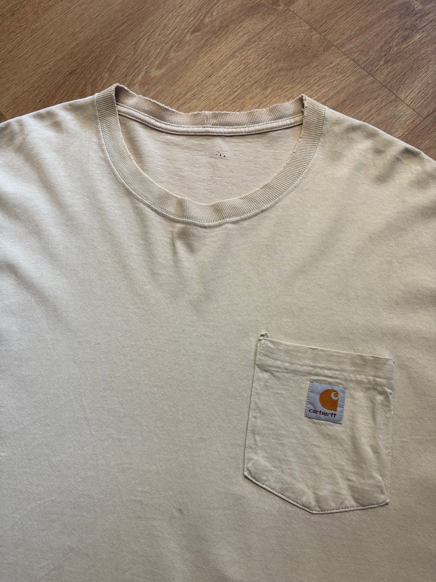 Carhartt 90s Heavyweight Off-White Pocket Tee (L)