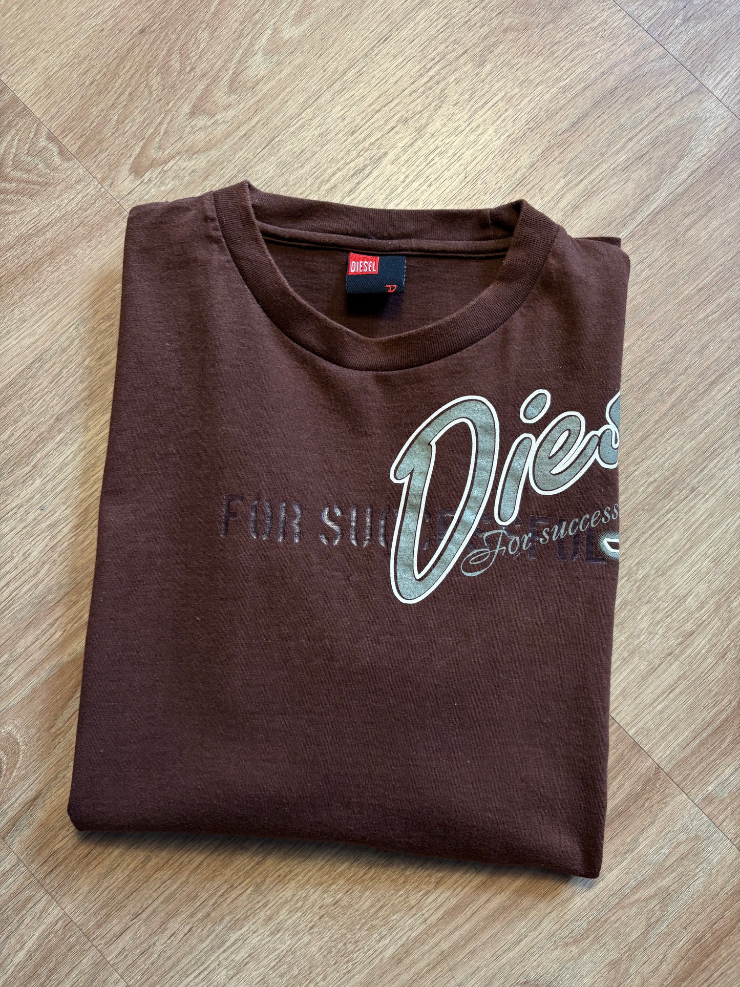Diesel Industry 2000s Choclate Brown Graphic Tee (M)