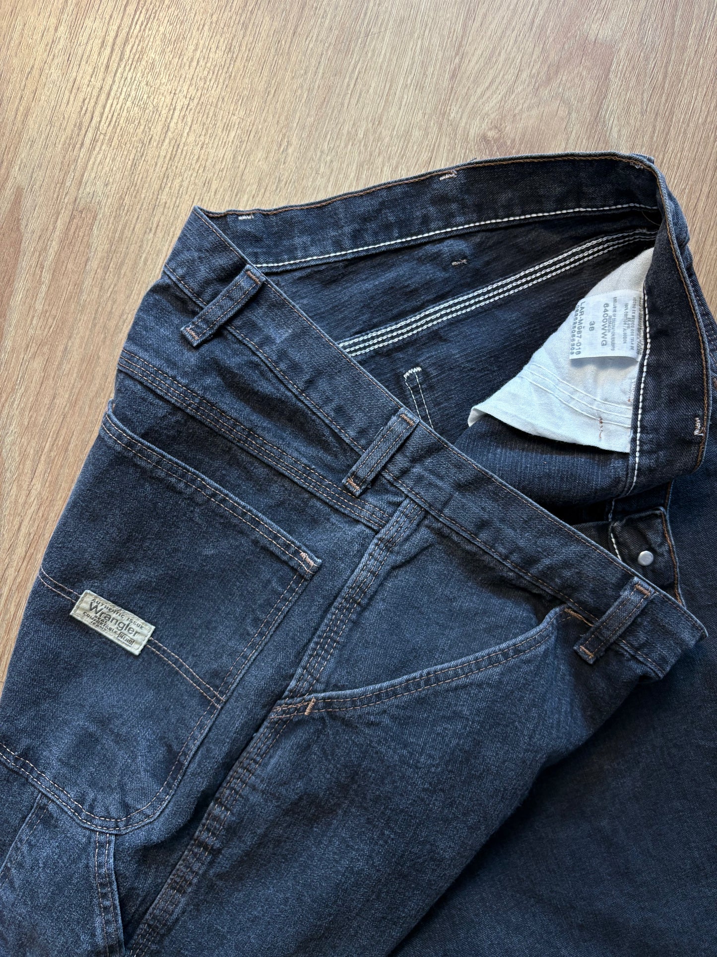 Vintage Wrangler Dark Denim Carpenter Shorts (36w)