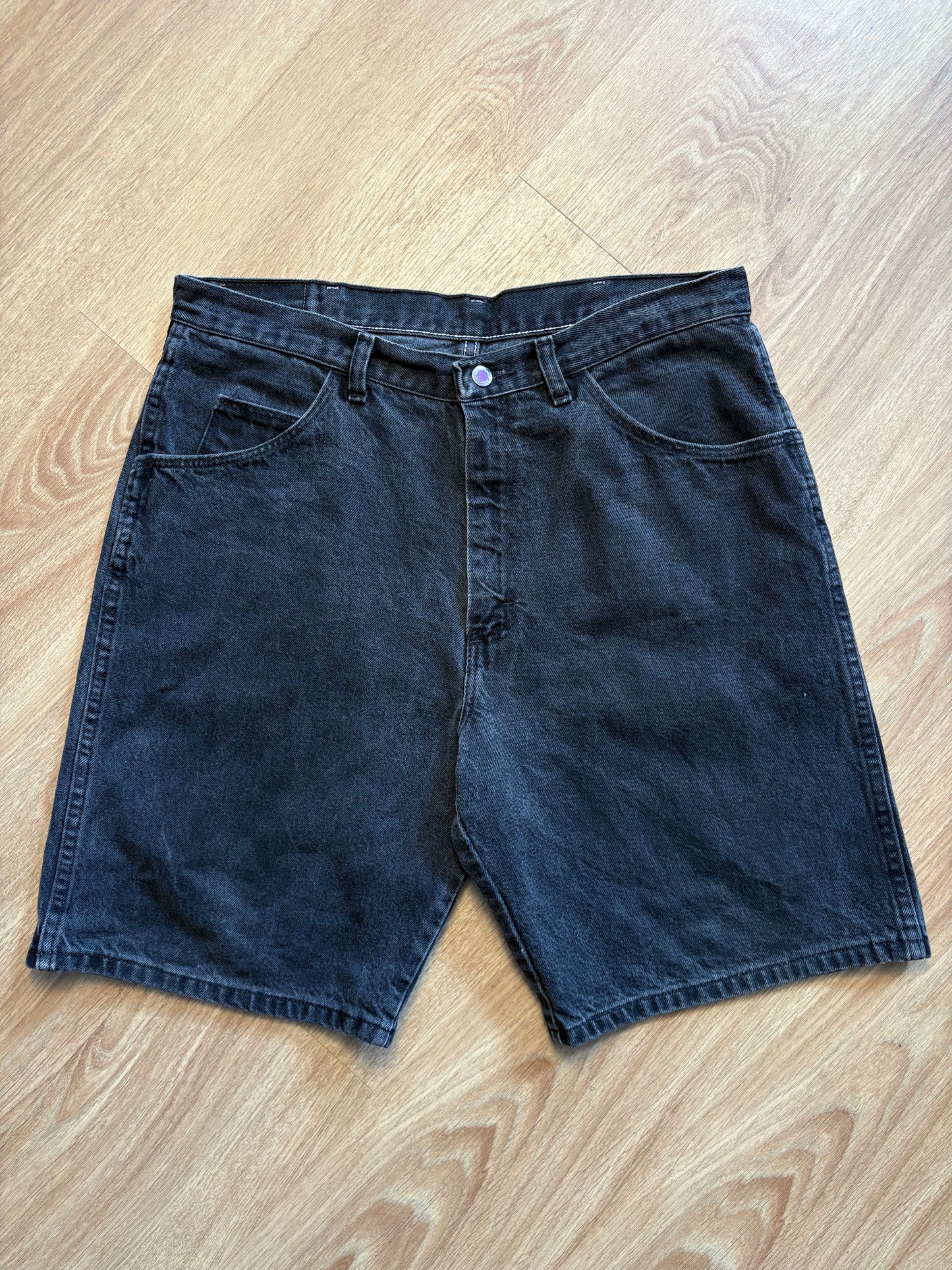 Vintage Wrangler Baggy Black Washed Denim Shorts (34w)