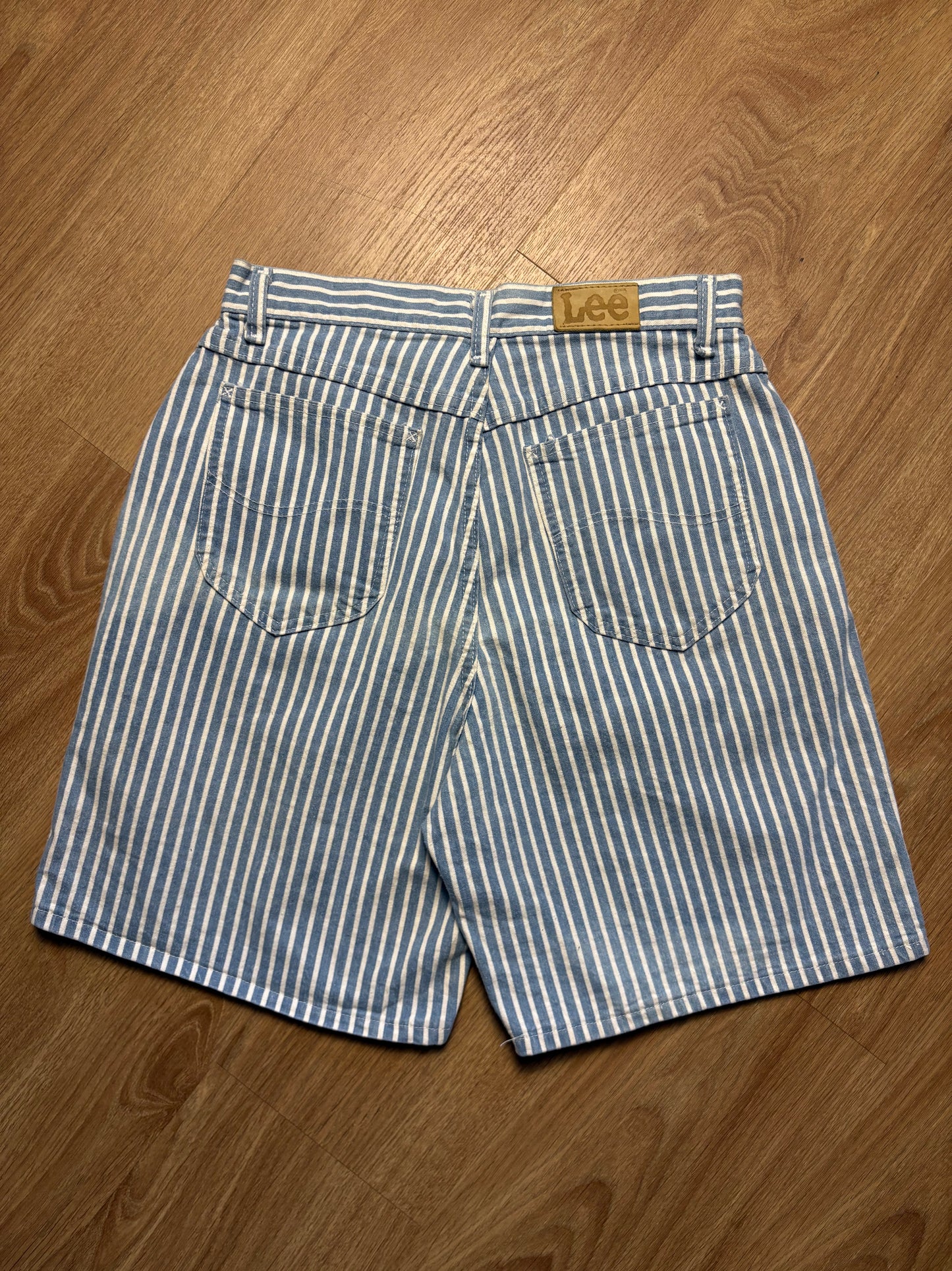 Vintage LEE Light Blue Pinstripe Wide Leg Cotton Shorts (30w)