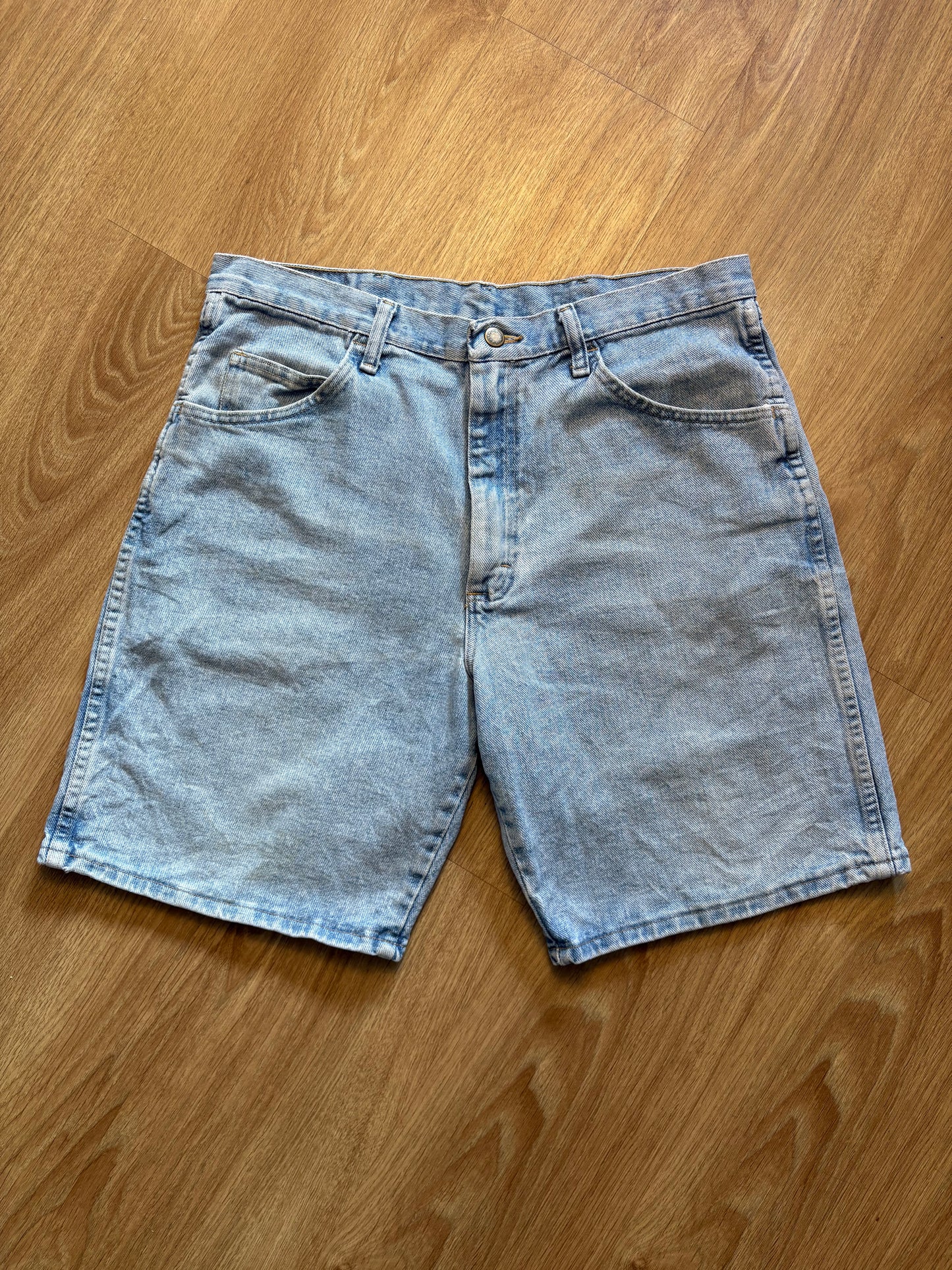 Vintage Wrangler Baggy Denim Shorts (34w)