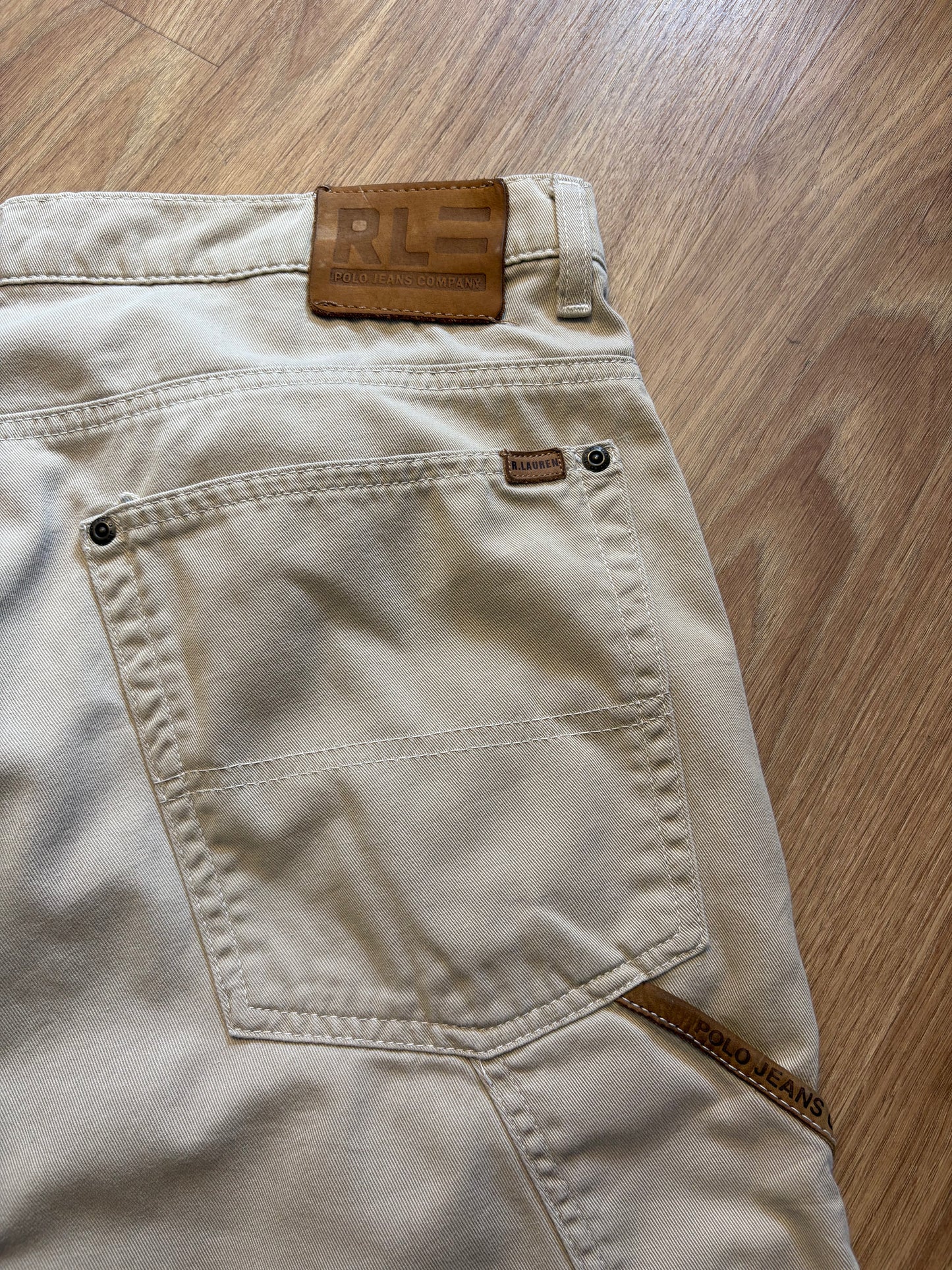 Vintage Ralph Lauren Beige Carpenter Shorts (36w)