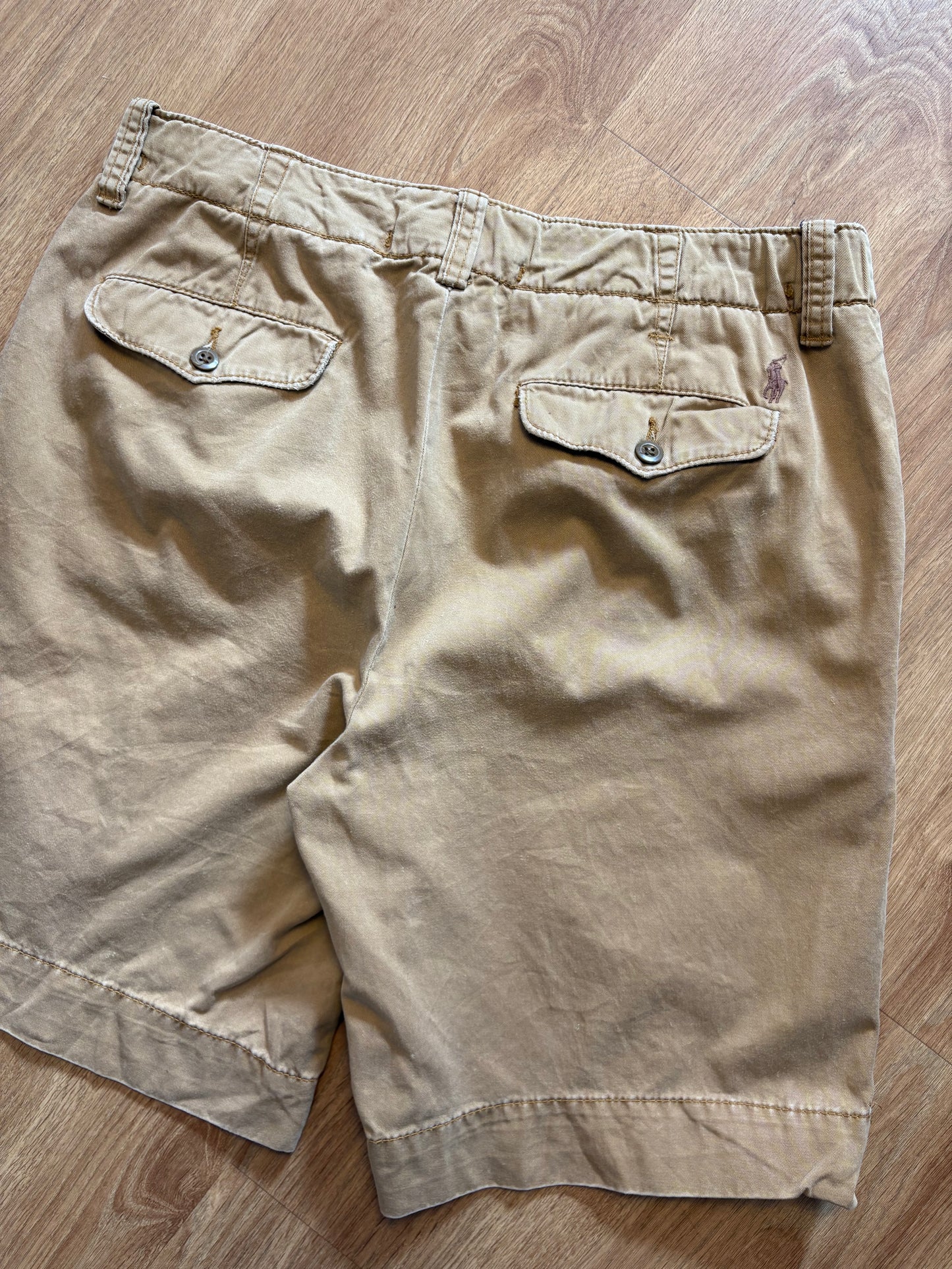Vintage Ralph Lauren Beige Baggy Shorts (33w)