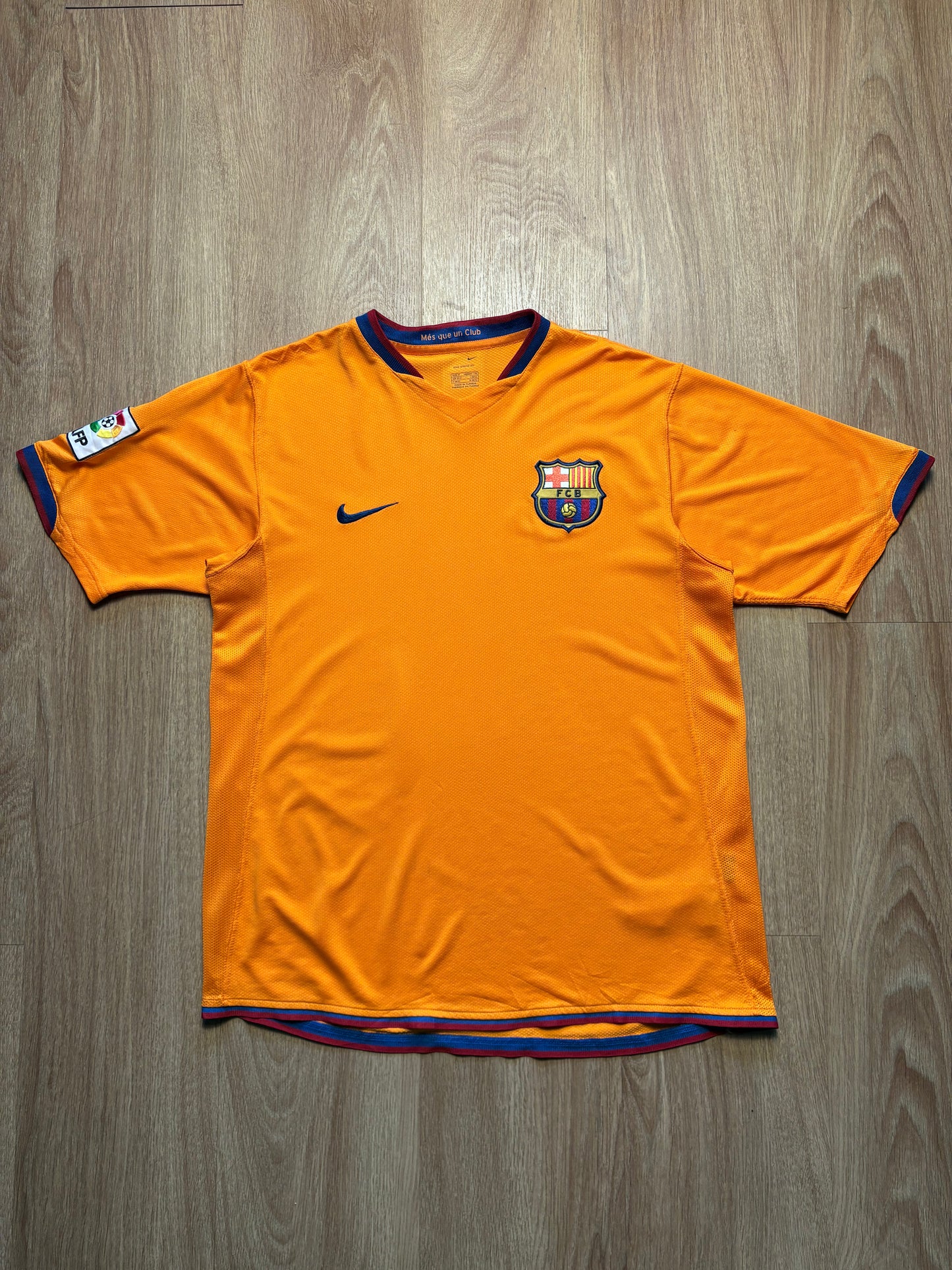 Nike Barcelona 2006-07 Away Football Shirt (M)