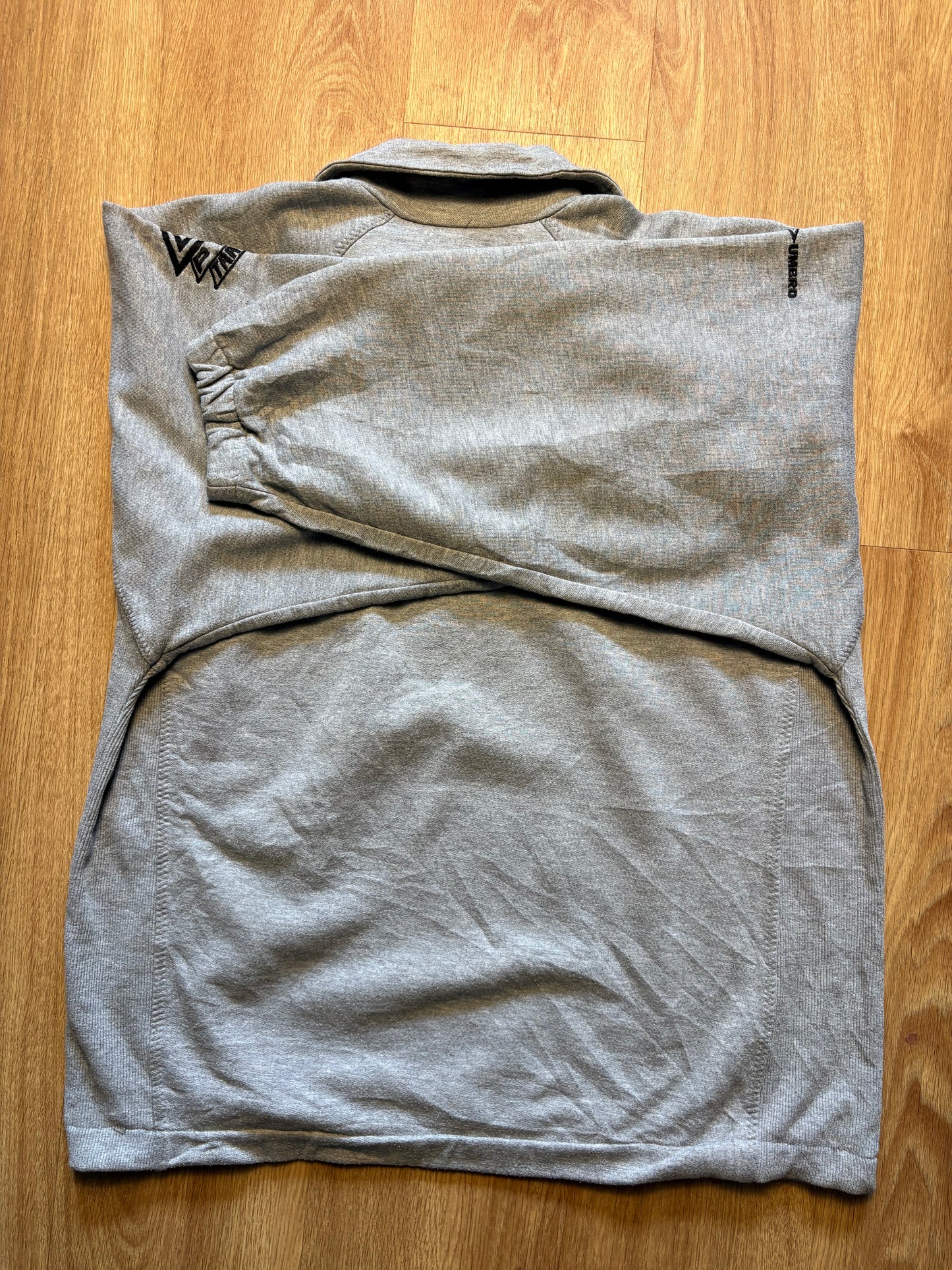 Vintage Umbro Pro Training Grey Quarter Zip Sweatshirt (XL)
