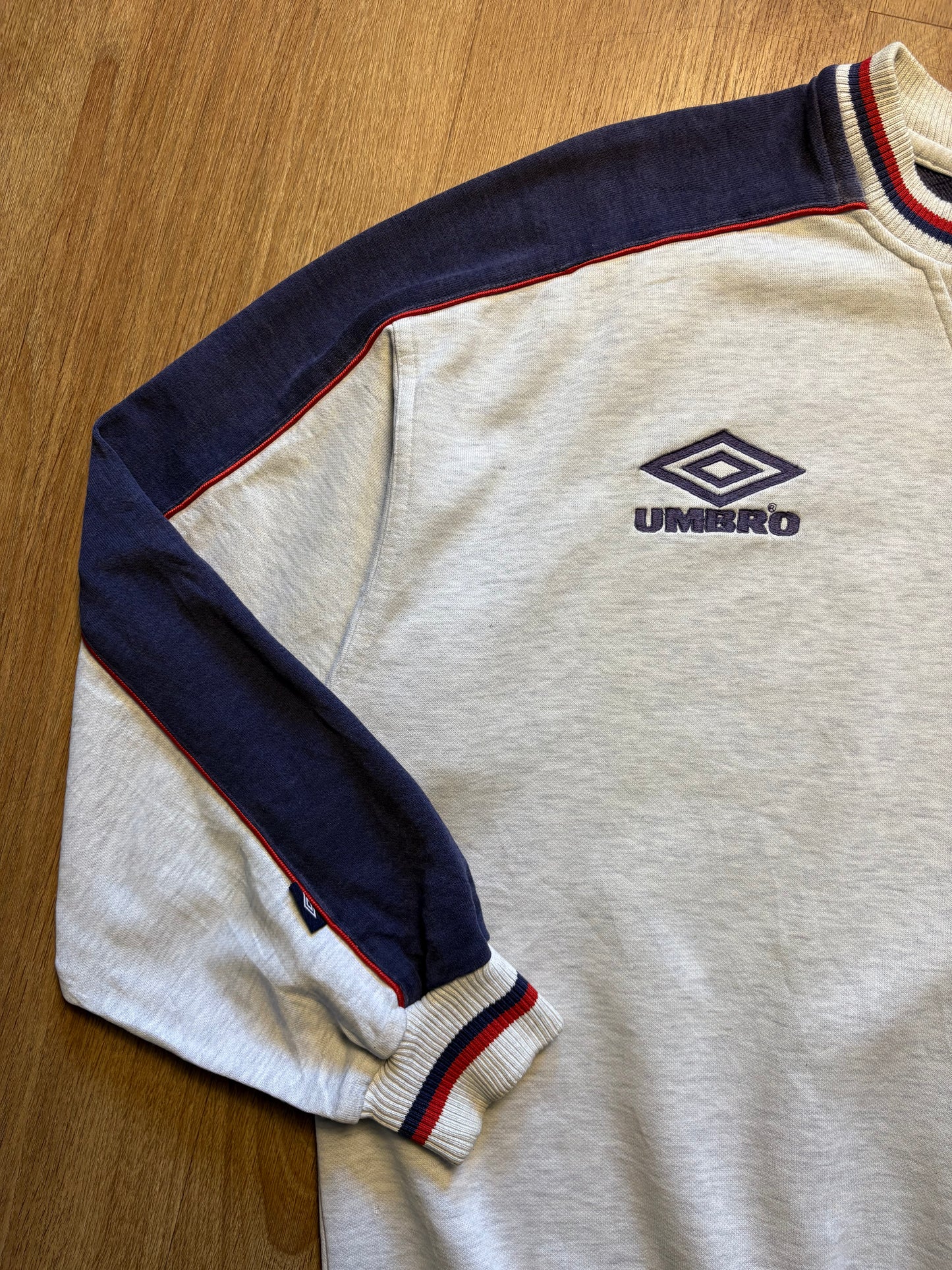 Vintage Umbro Embroidered Spellout Heather Grey (M)
