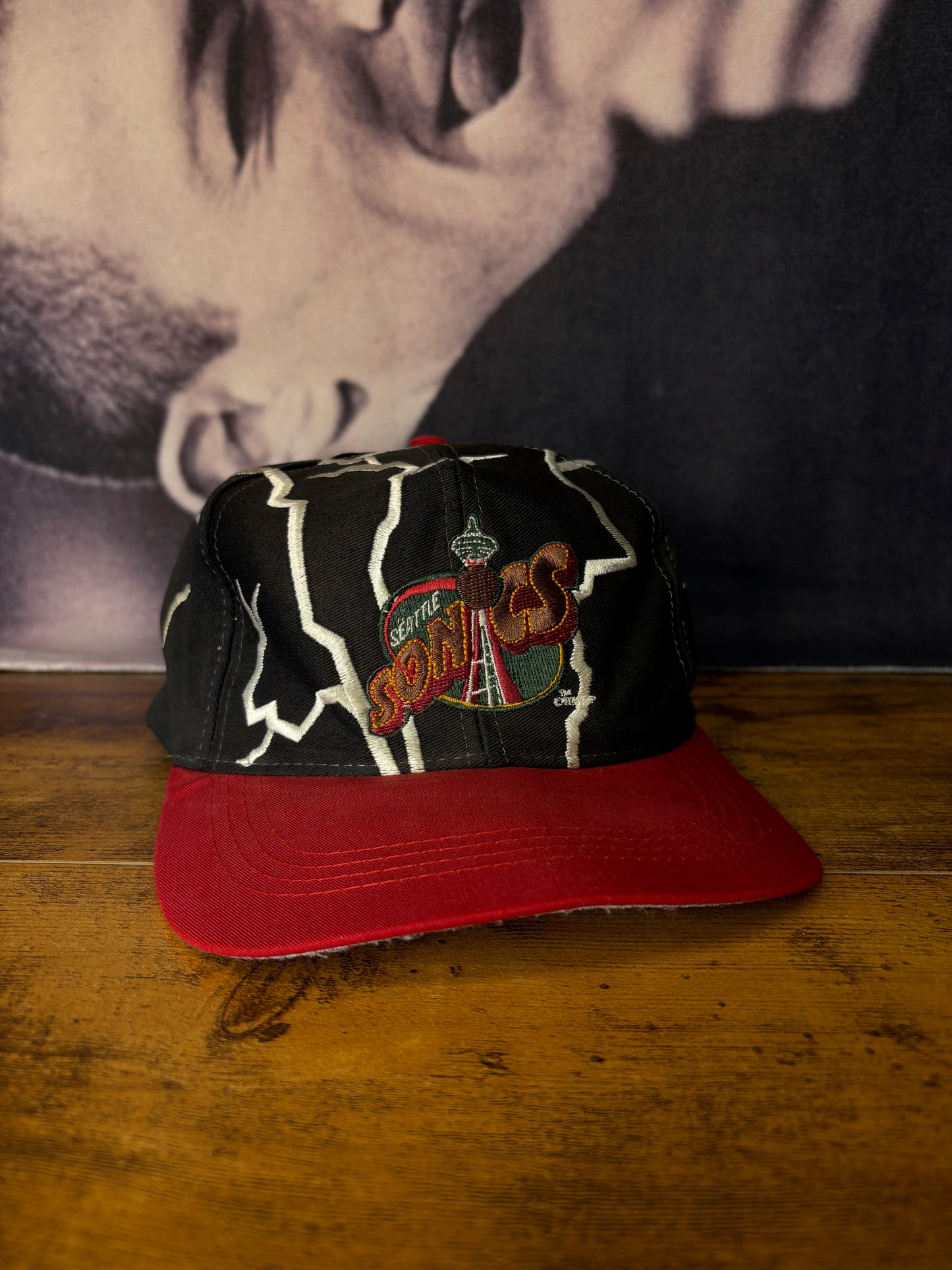 Vintage Seatlle Sonics Lightning Basketball Hat