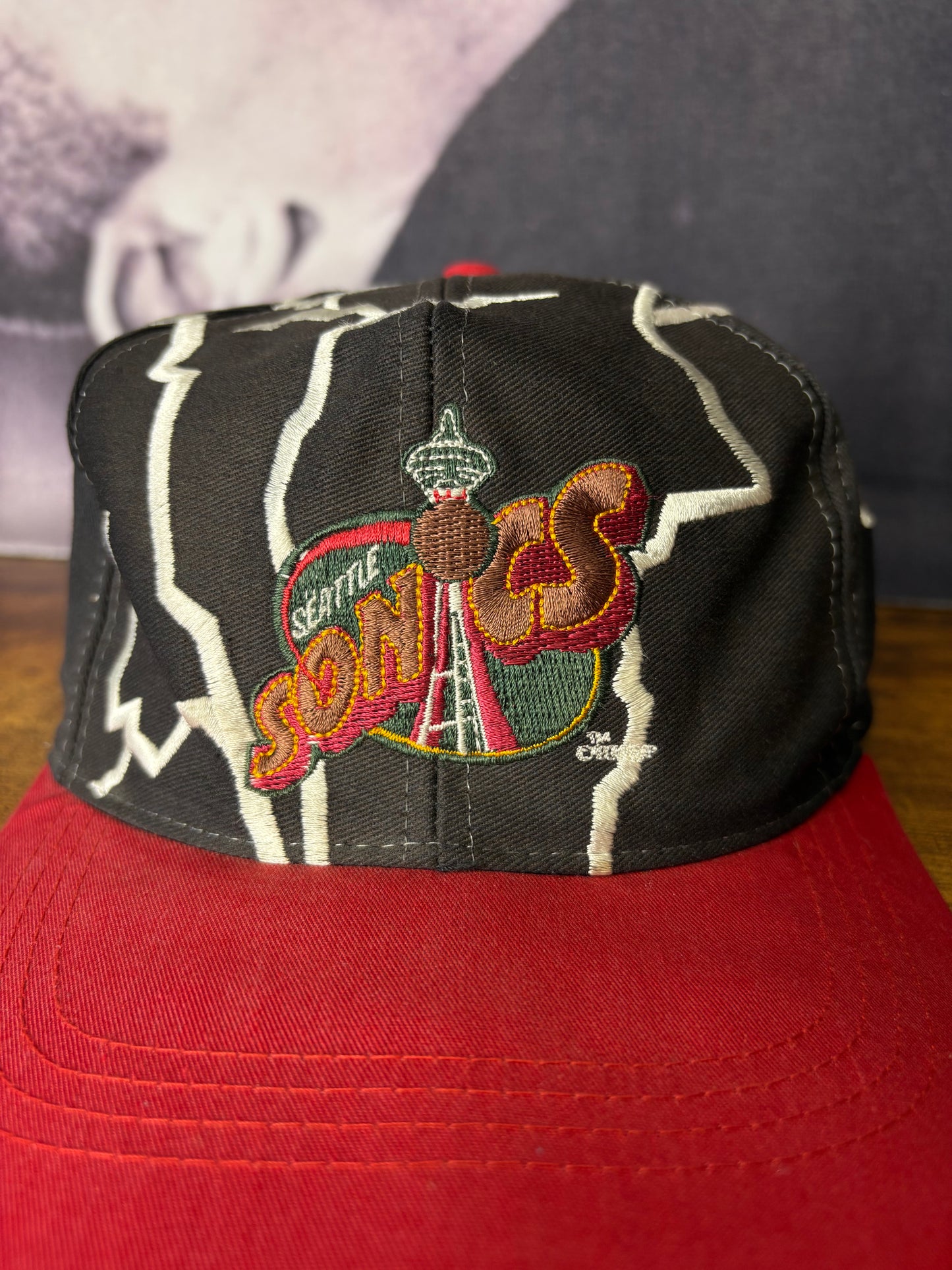 Vintage Seatlle Sonics Lightning Basketball Hat