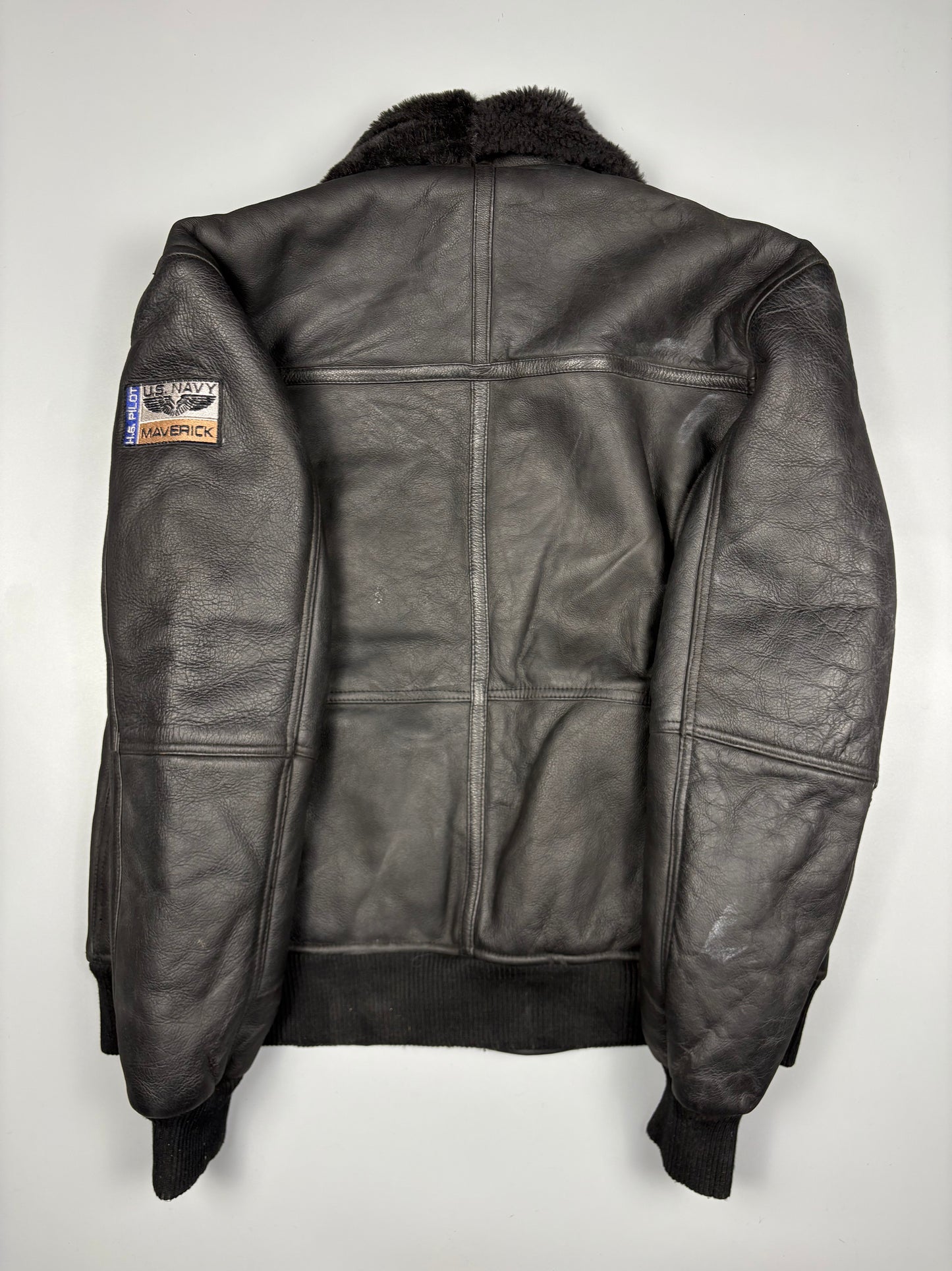 Vintage 1980s US Navy Sherling Lined B-3 Flight Leather Jacket (XL)