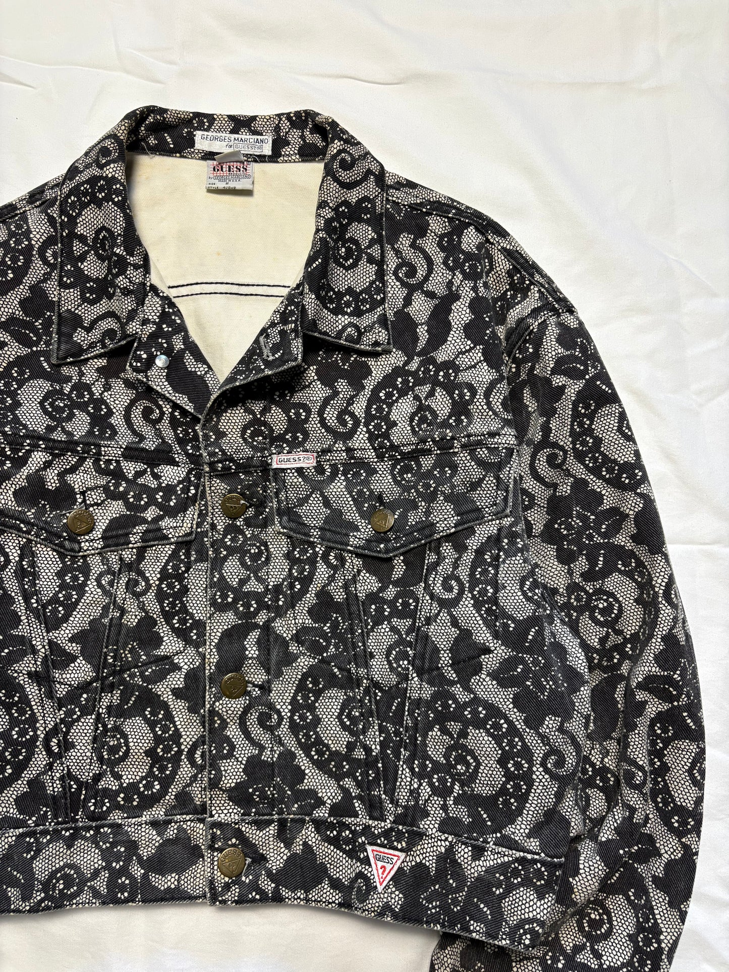 Vintage Guess Jeans Floral Black + White Trucker Jacket (women's M)