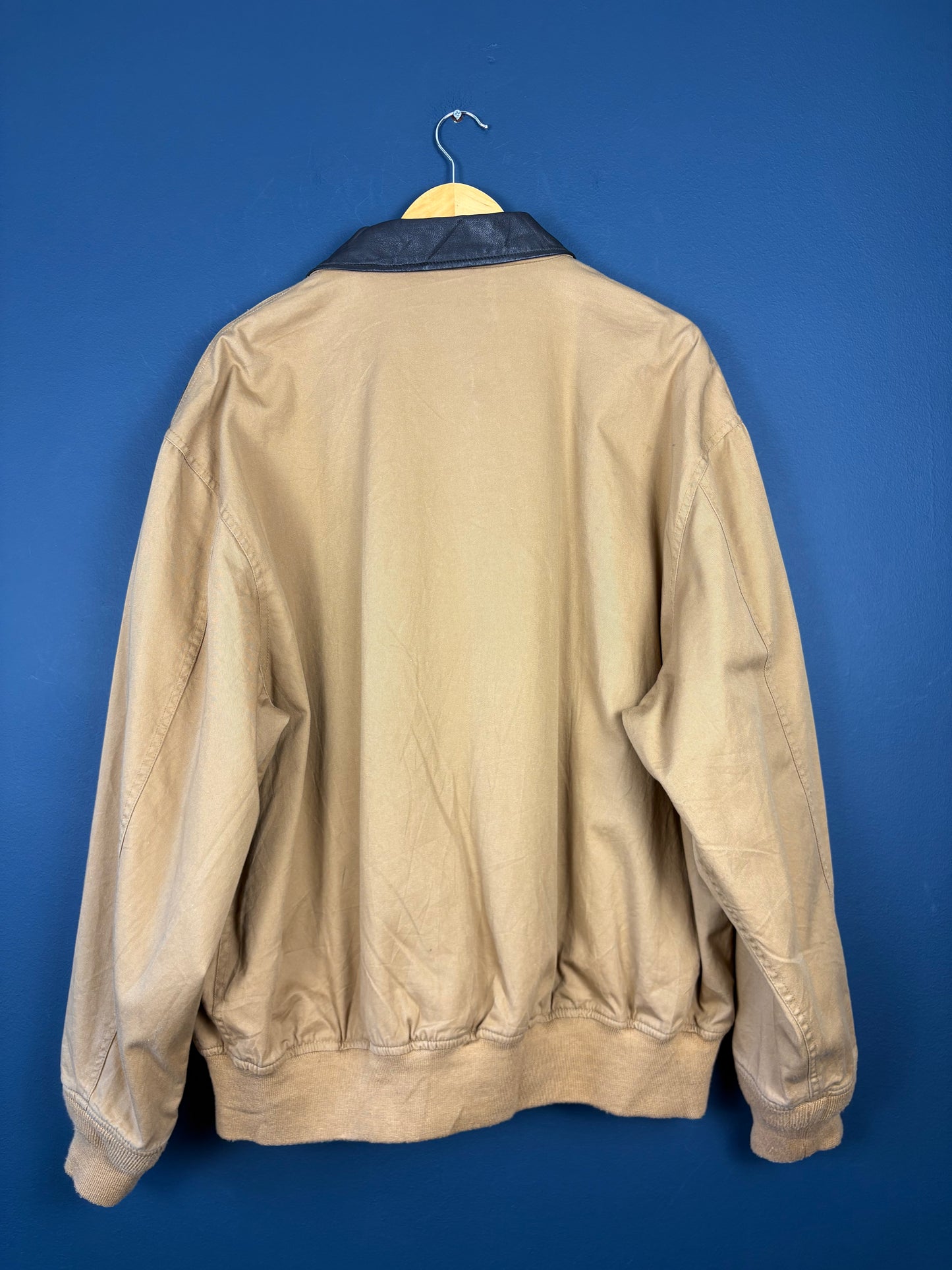 Vintage 90s US Air Force Beige A-2 Style Work Jacket (XL)