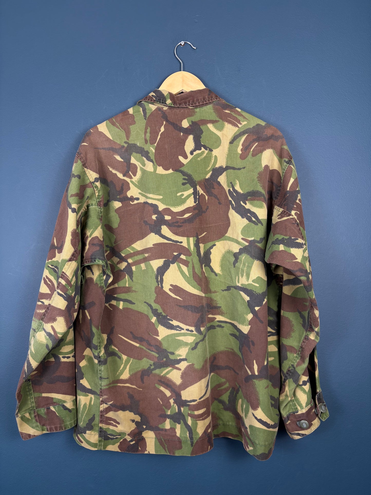 Vintage British Army DPM Woodland Camoflauge Field Jacket (L)