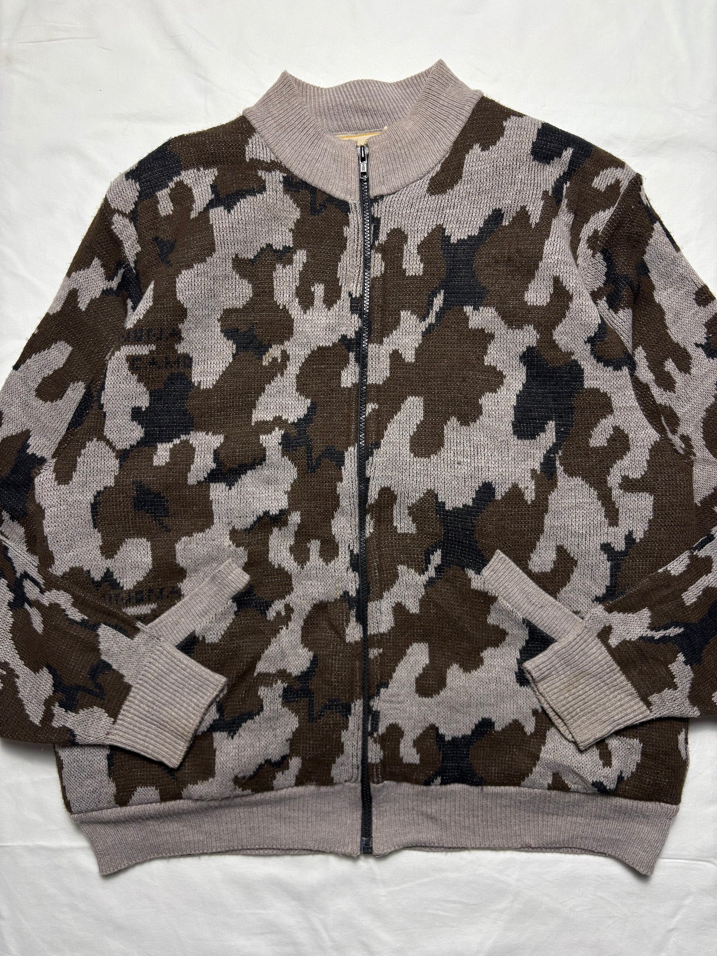 Cabela's 90s Snow Camo Wool Zip Up Jacket (XL)