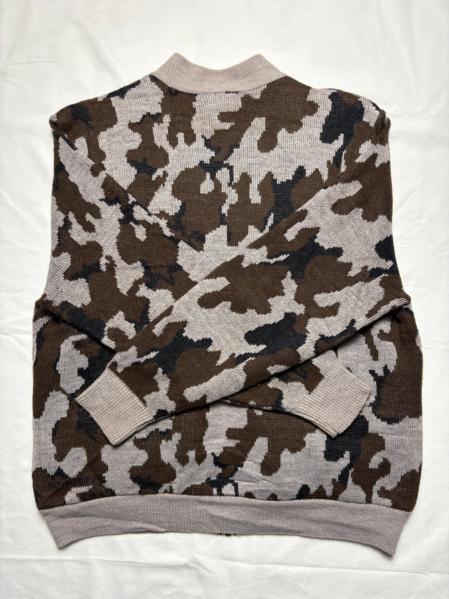 Cabela's 90s Snow Camo Wool Zip Up Jacket (XL)