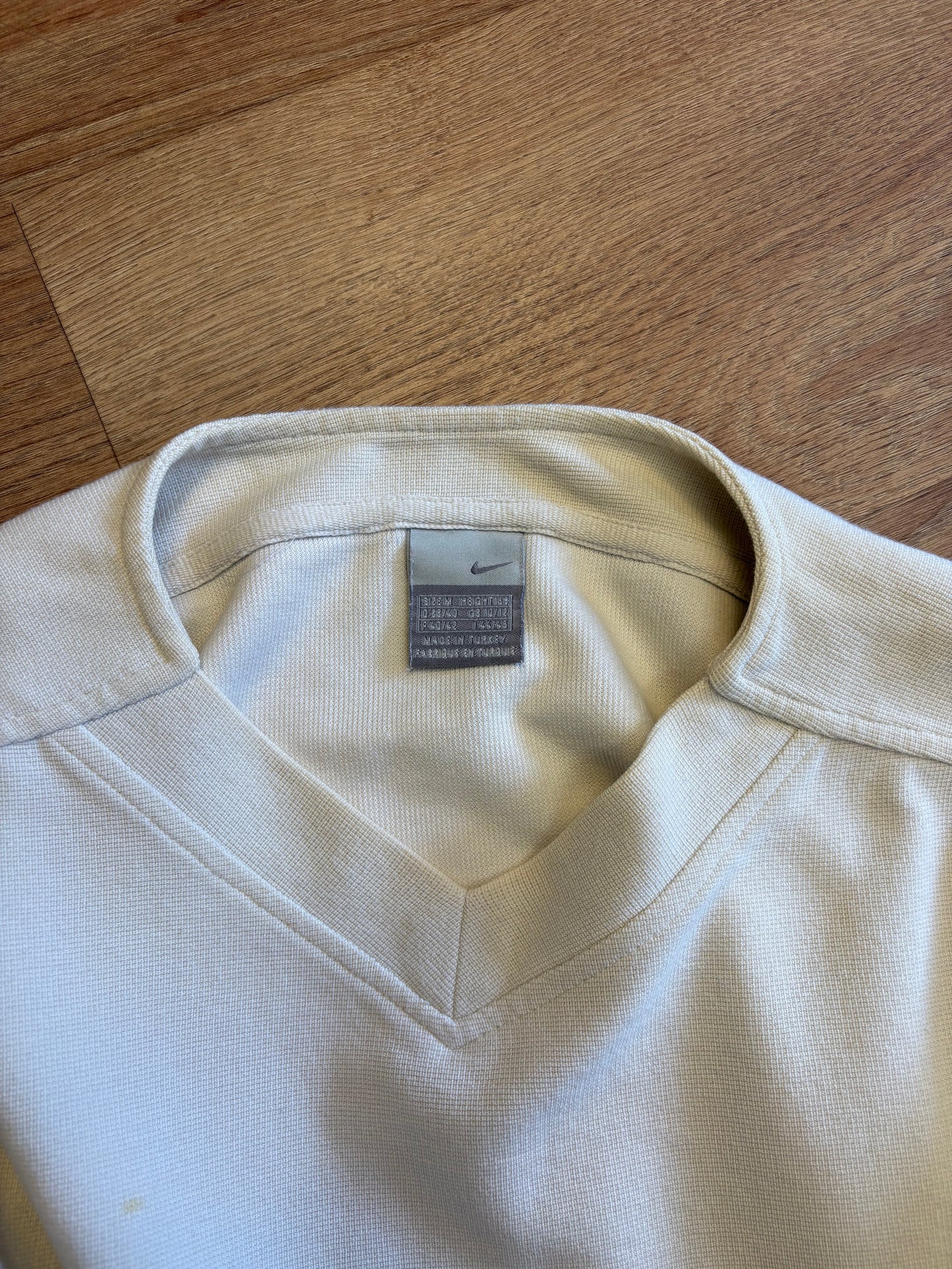 Nike Centre Swoosh 2000s Cream Ribbed Jumper (women's M)