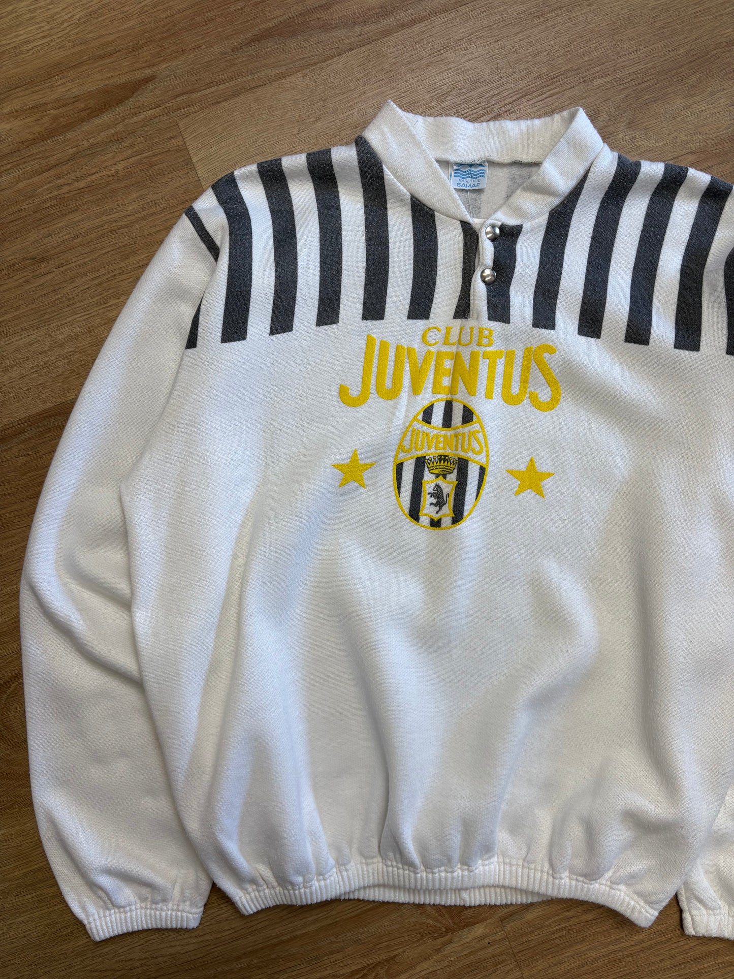 Juventus 80s Pop Collar White Football Jumper (L)
