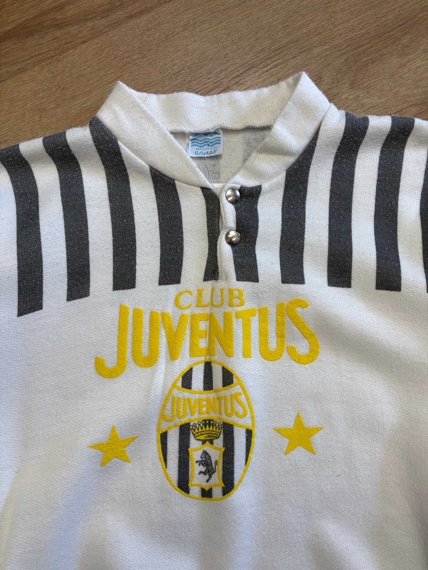 Juventus 80s Pop Collar White Football Jumper (L)