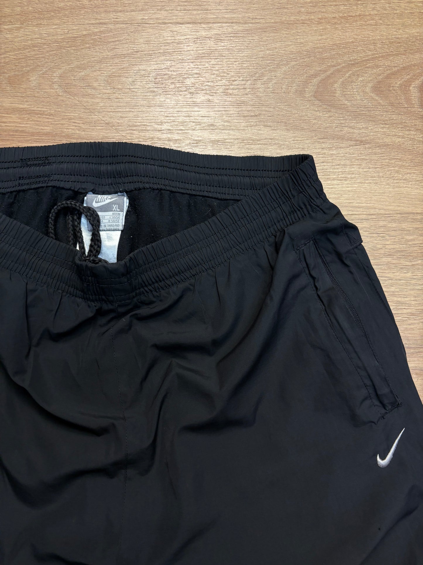 Nike AIR 2000s Black Baggy Track Pants (XL)