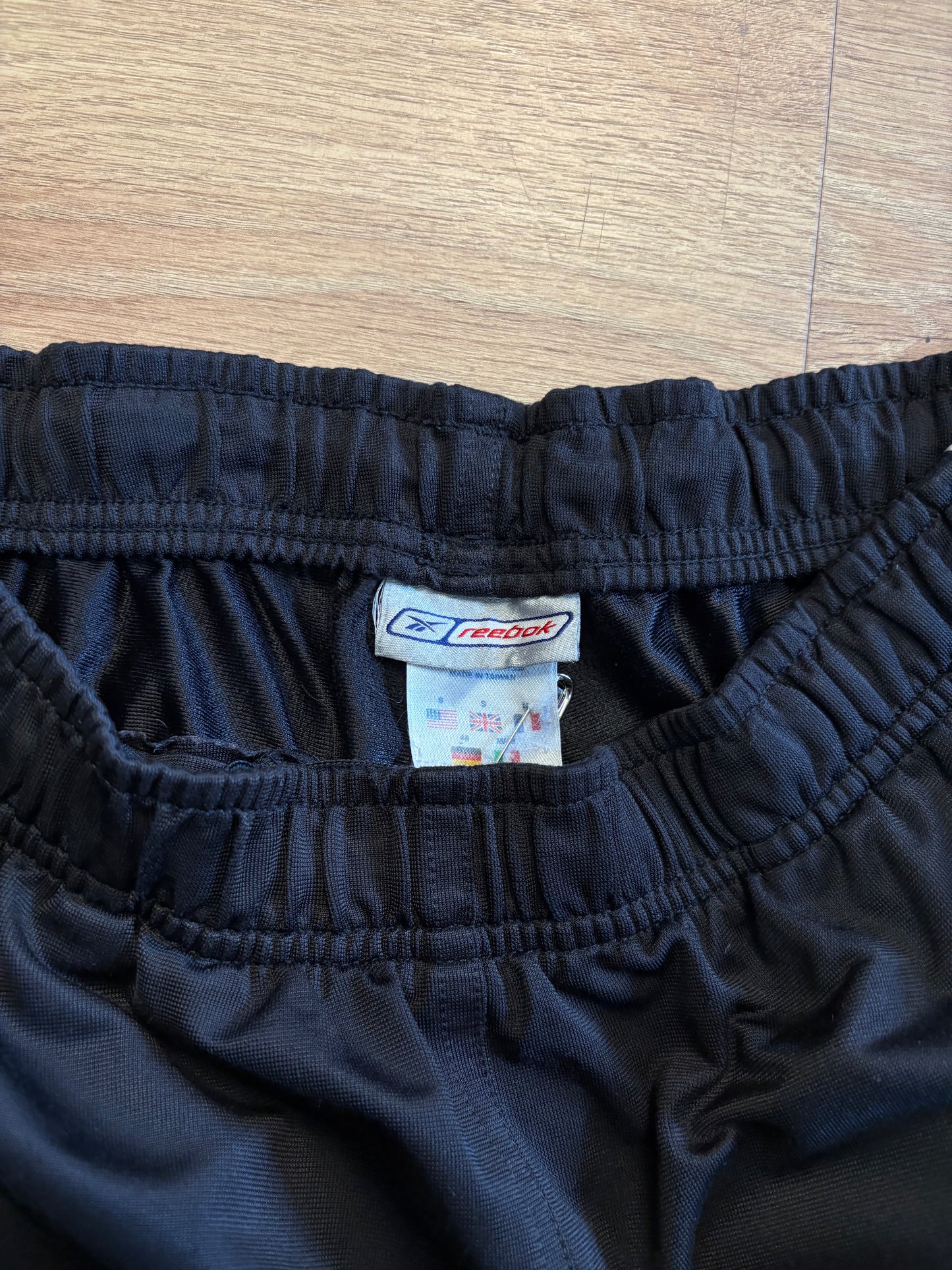 Reebok Spellout 2000s Black Baggy Track Pants (S)