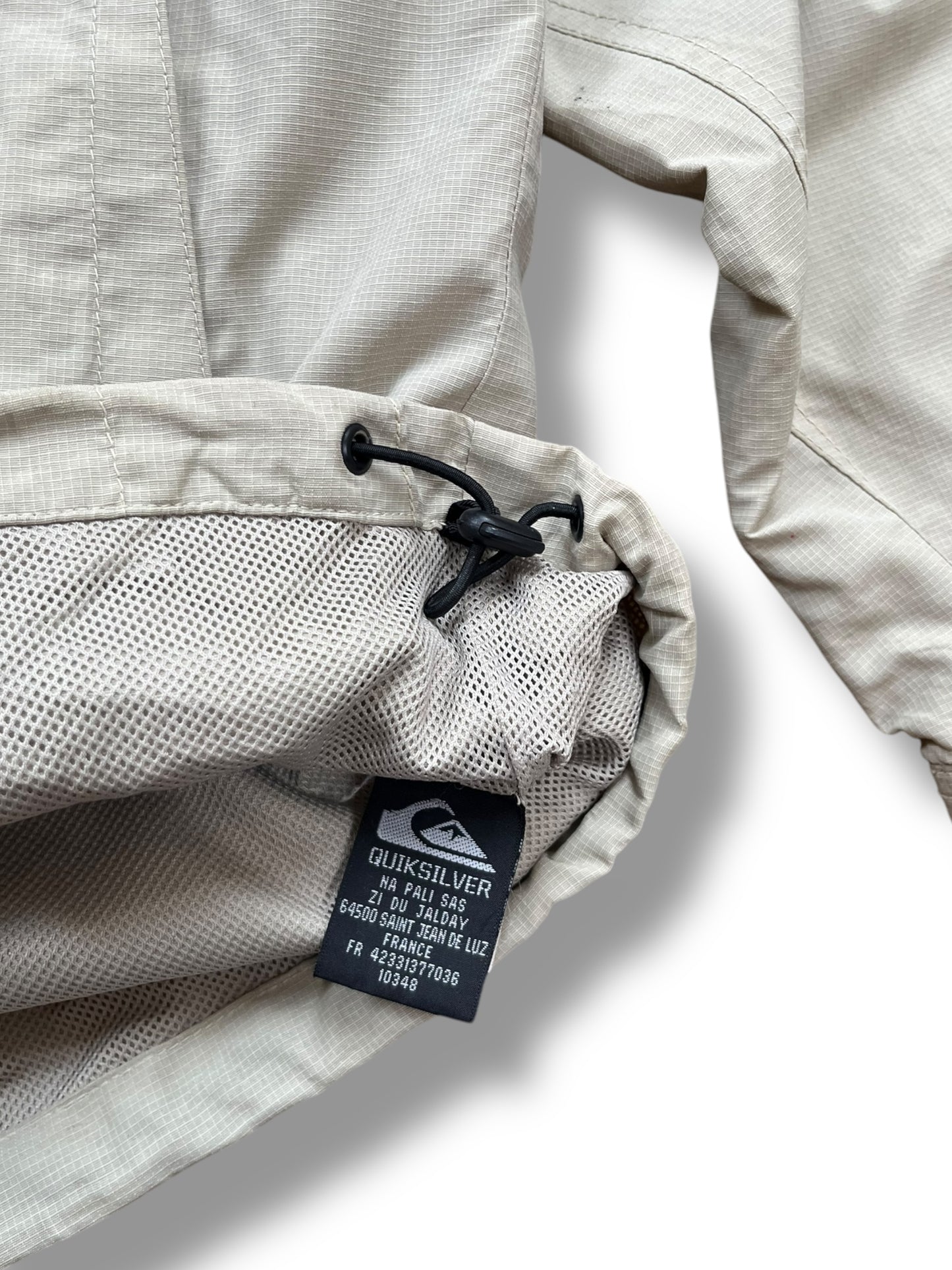 Vintage Quiksilver Surfwear Cream Embroidered Waterproof Jacket (XL)