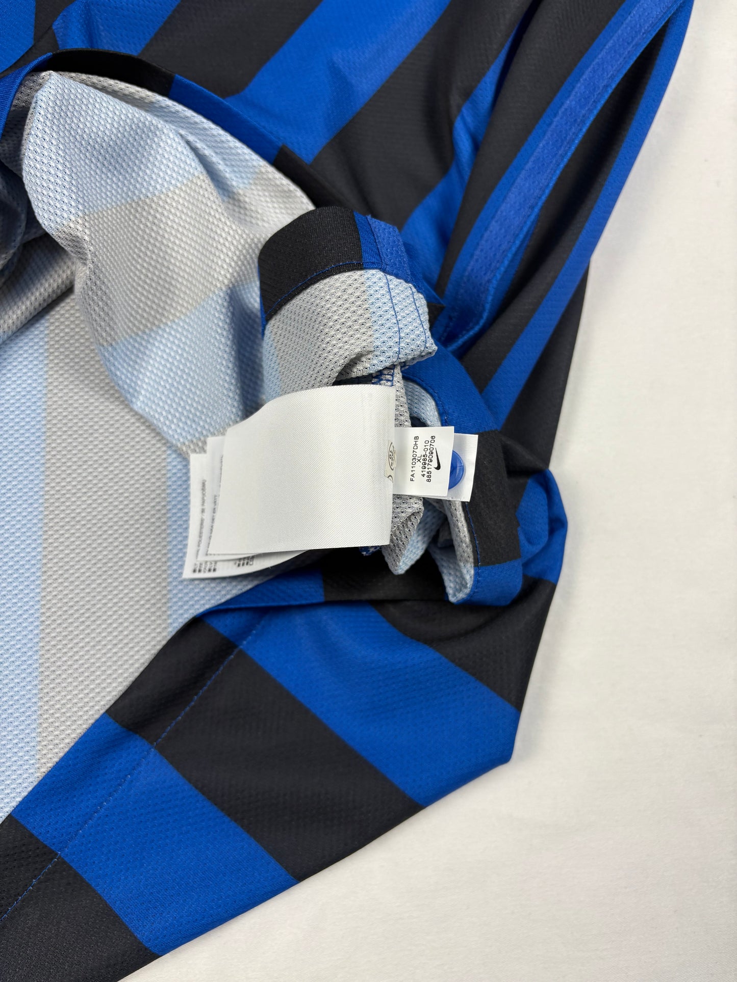 Nike Inter Milan 2011-12 Home Football Shirt (XL)