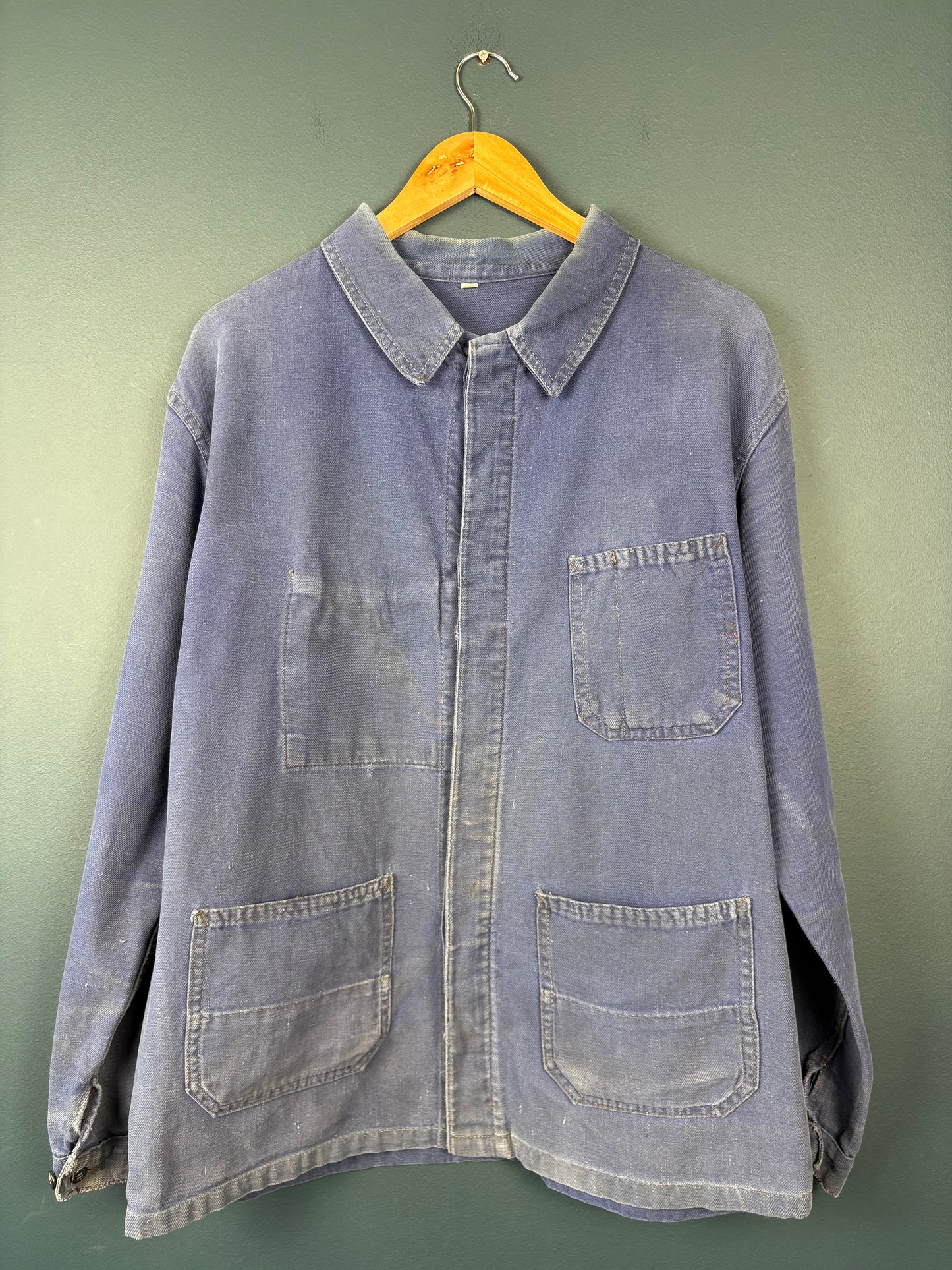 True Vintage 1960s Faded Blue French Chore Jacket (M)