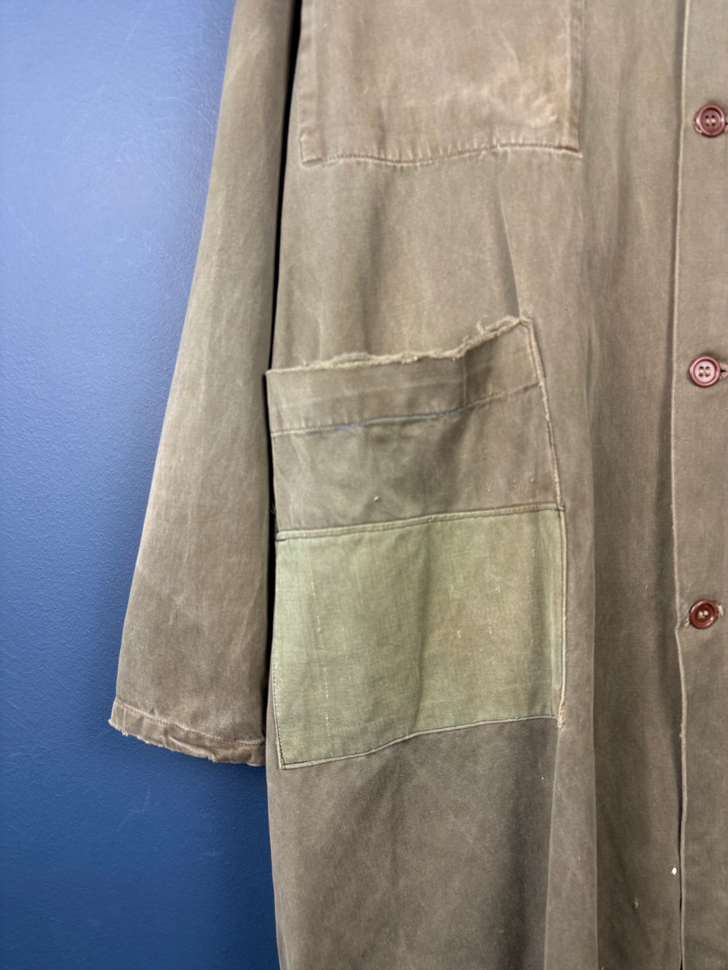True Vintage 1950s Khaki Green Patched Long French Work Jacket (L)