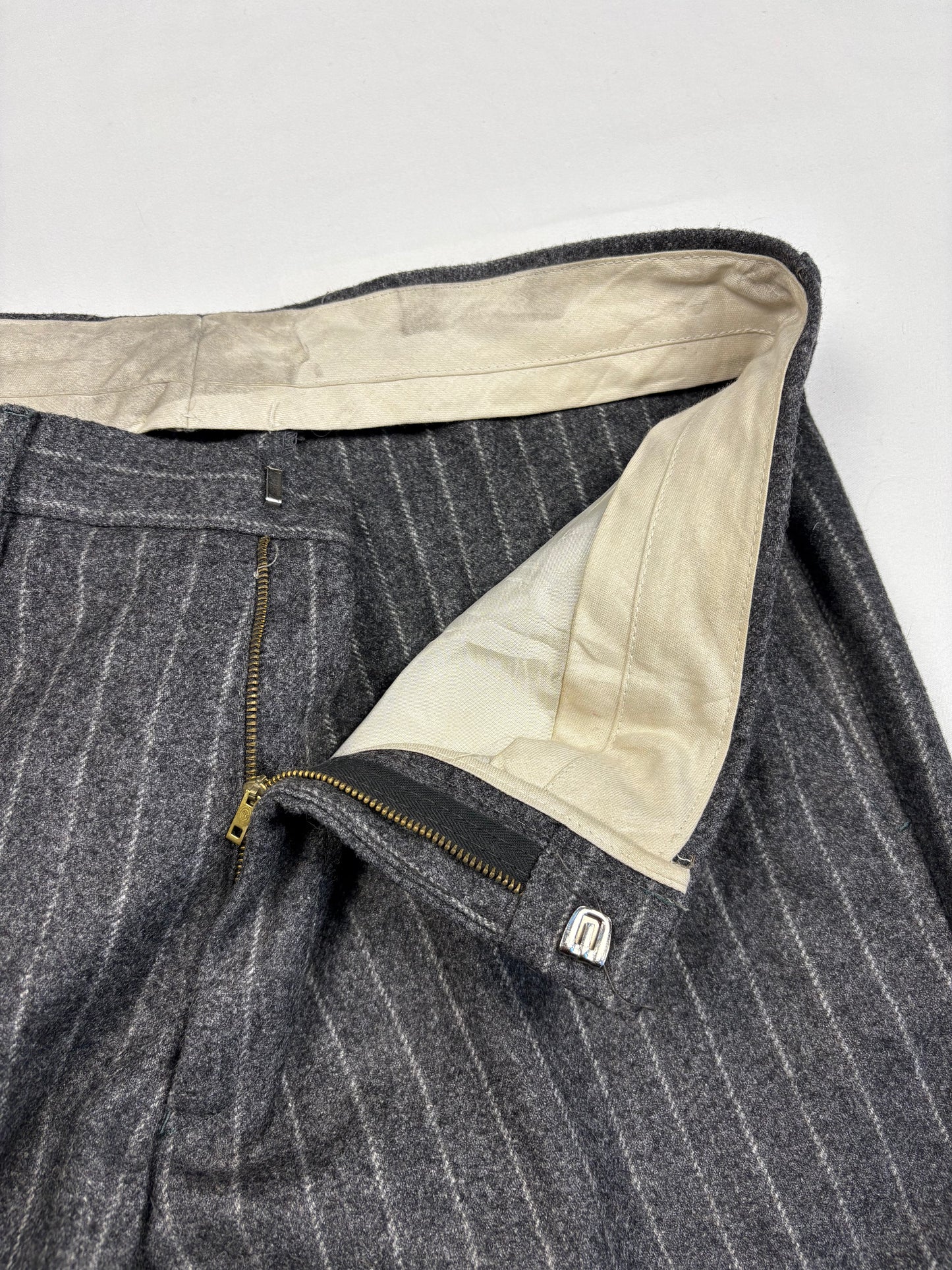 True Vintage 70s Italian Grey Stripe Wide Leg Wool Trousers (34x30)