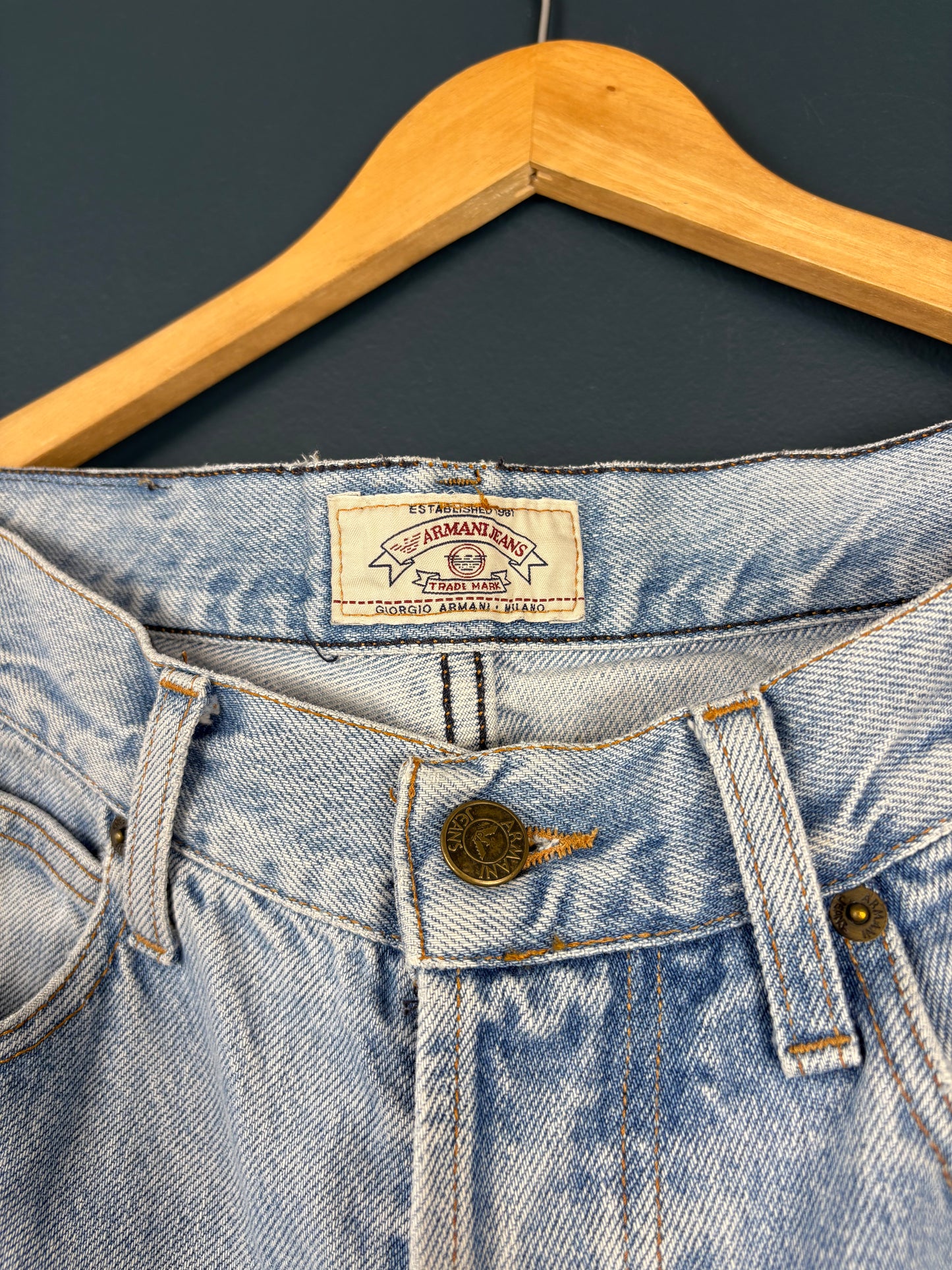 Vintage Armani Jeans Light Wash Denim Jeans (34w)