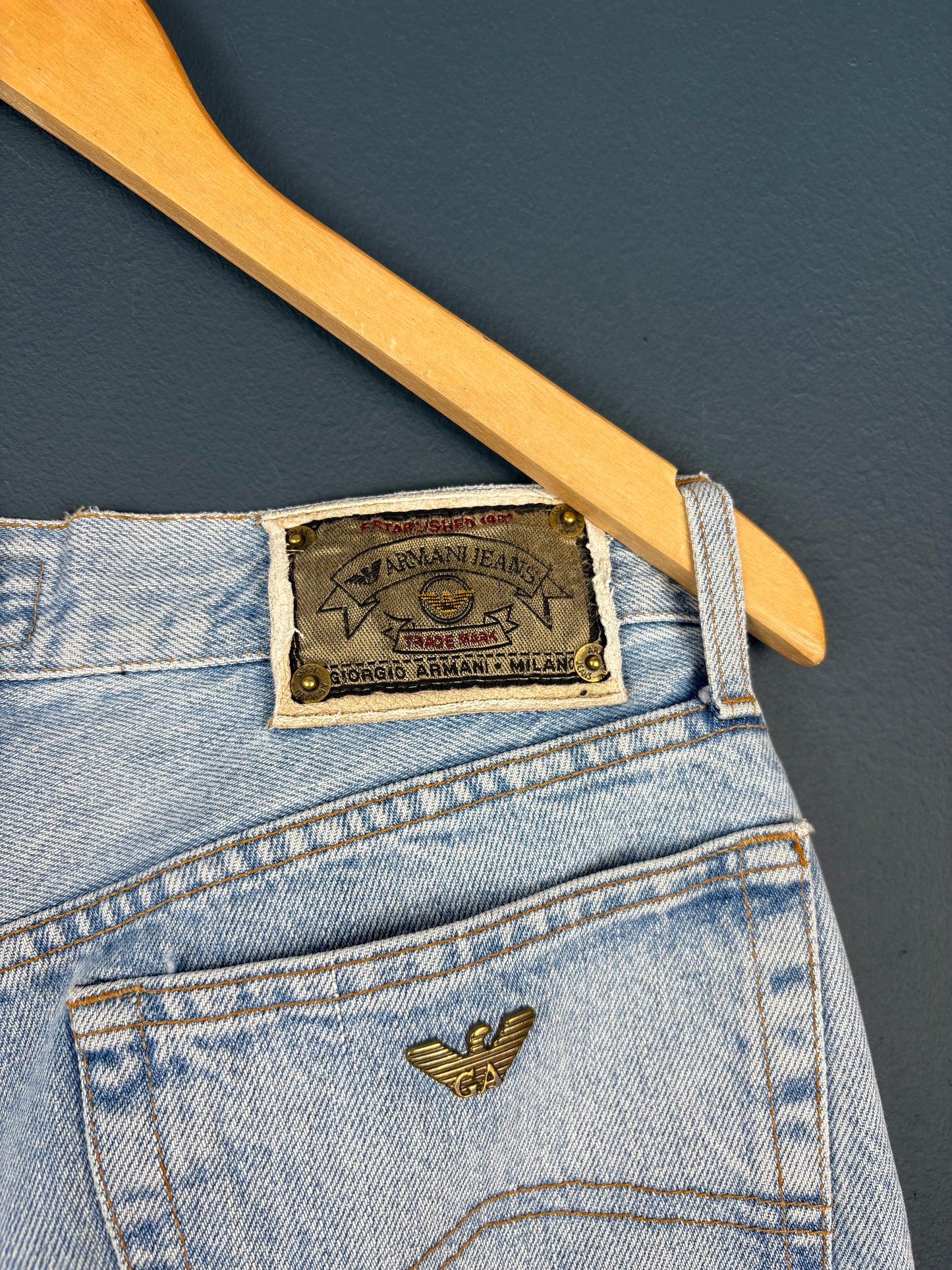 Vintage Armani Jeans Light Wash Denim Jeans (34w)