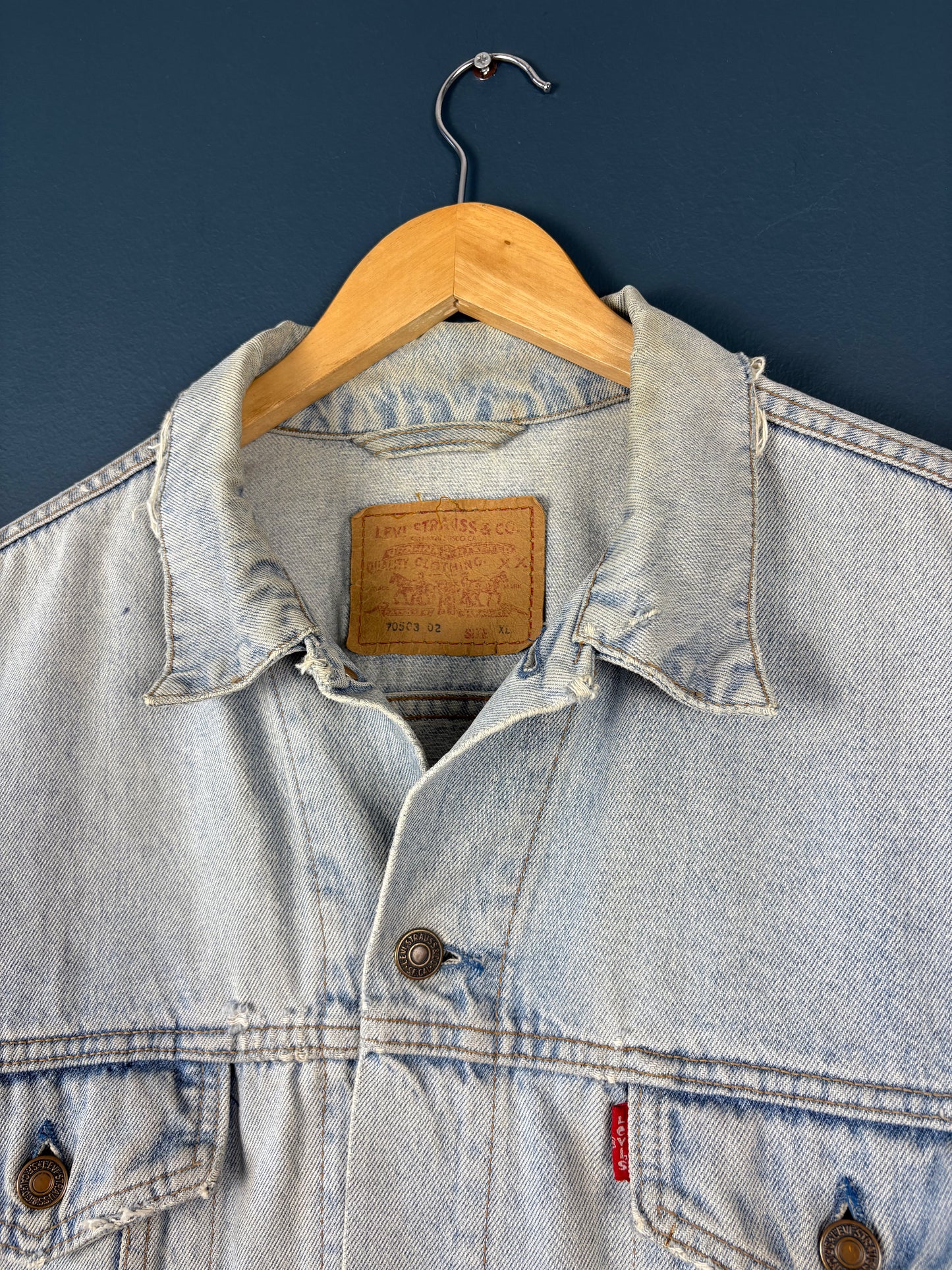 Vintage Levi's Classic Light Wash Denim Jacket (XL)