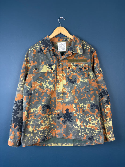 Vintage Flecktarn Camo 1995 Army Fatigue Shirt (M)