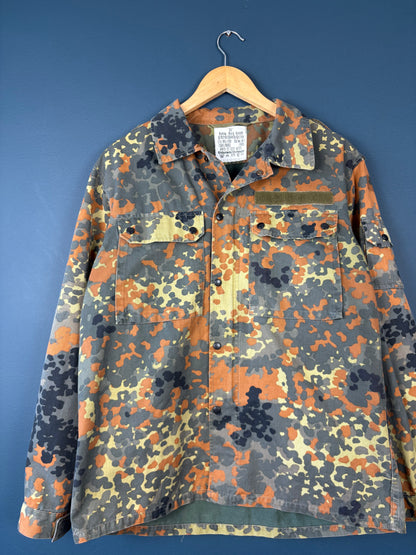 Vintage Flecktarn Camo 1995 Army Fatigue Shirt (M)