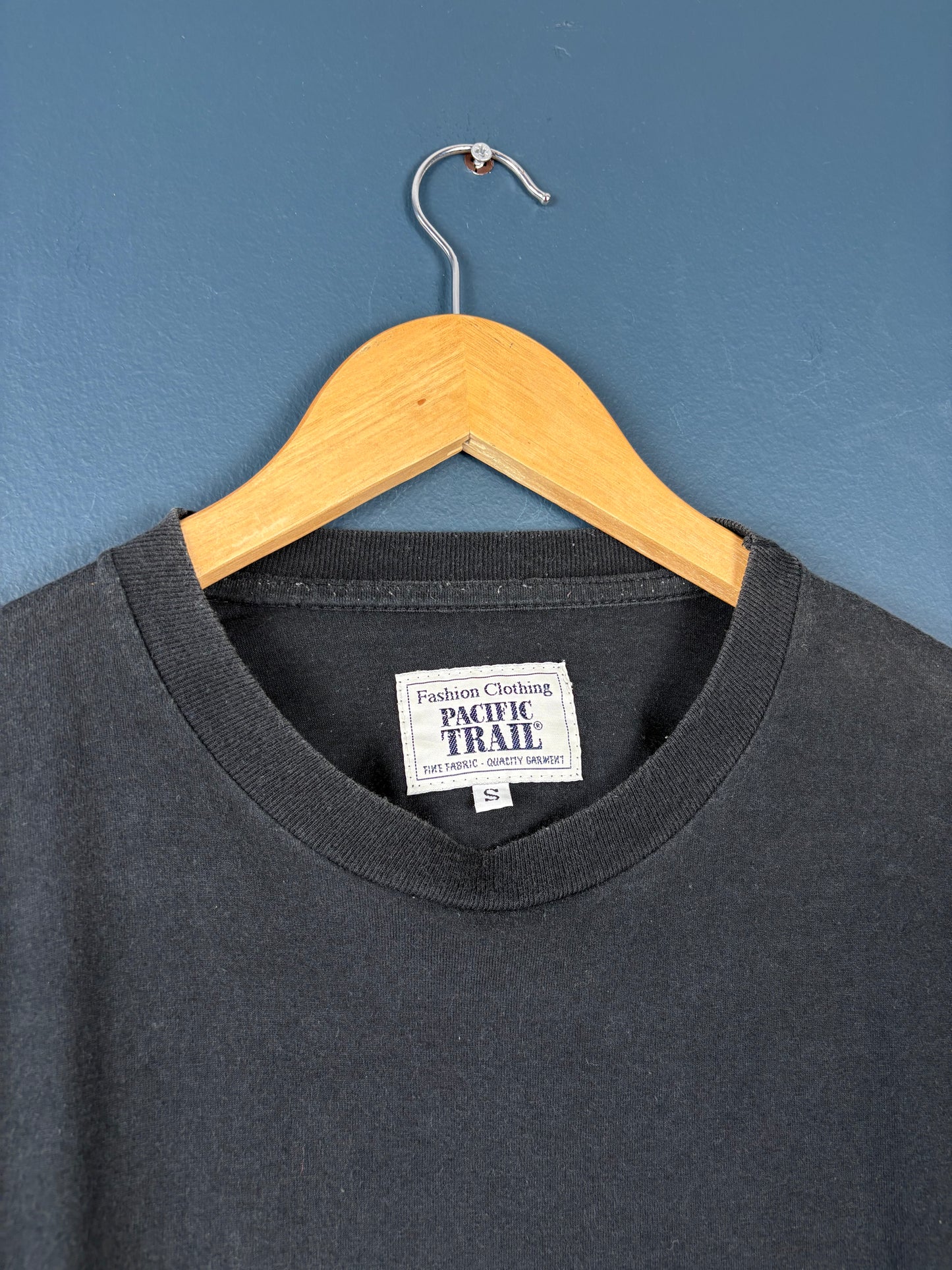 Vintage 90s Pure Cotton Italian Black Graphic Tee (S)