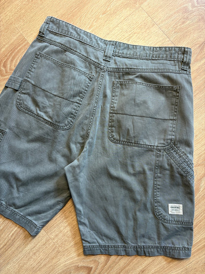 Vintage Wrangler Hero Khaki Green Carpenter Shorts (32w)