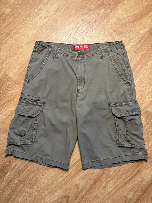 Vintage LEE Dungarees Carpenter Khaki Green Shorts (32w)