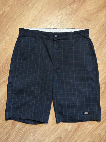 Vintage Dickies Workwear Baggy Black Checkered Shorts (38w)