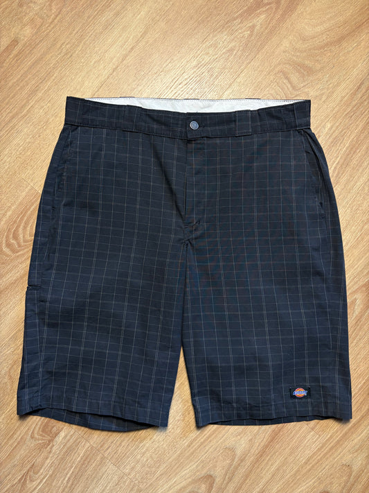 Vintage Dickies Workwear Baggy Black Checkered Shorts (38w)