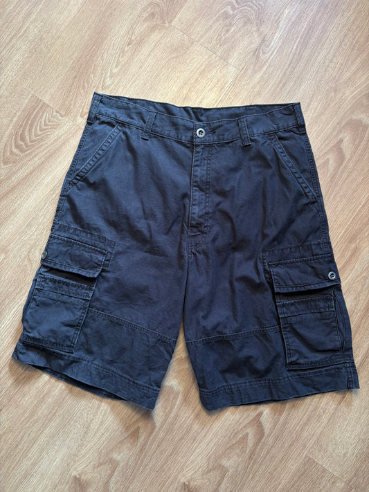 Vintage Levi's Black Baggy Cargo Shorts (36w)