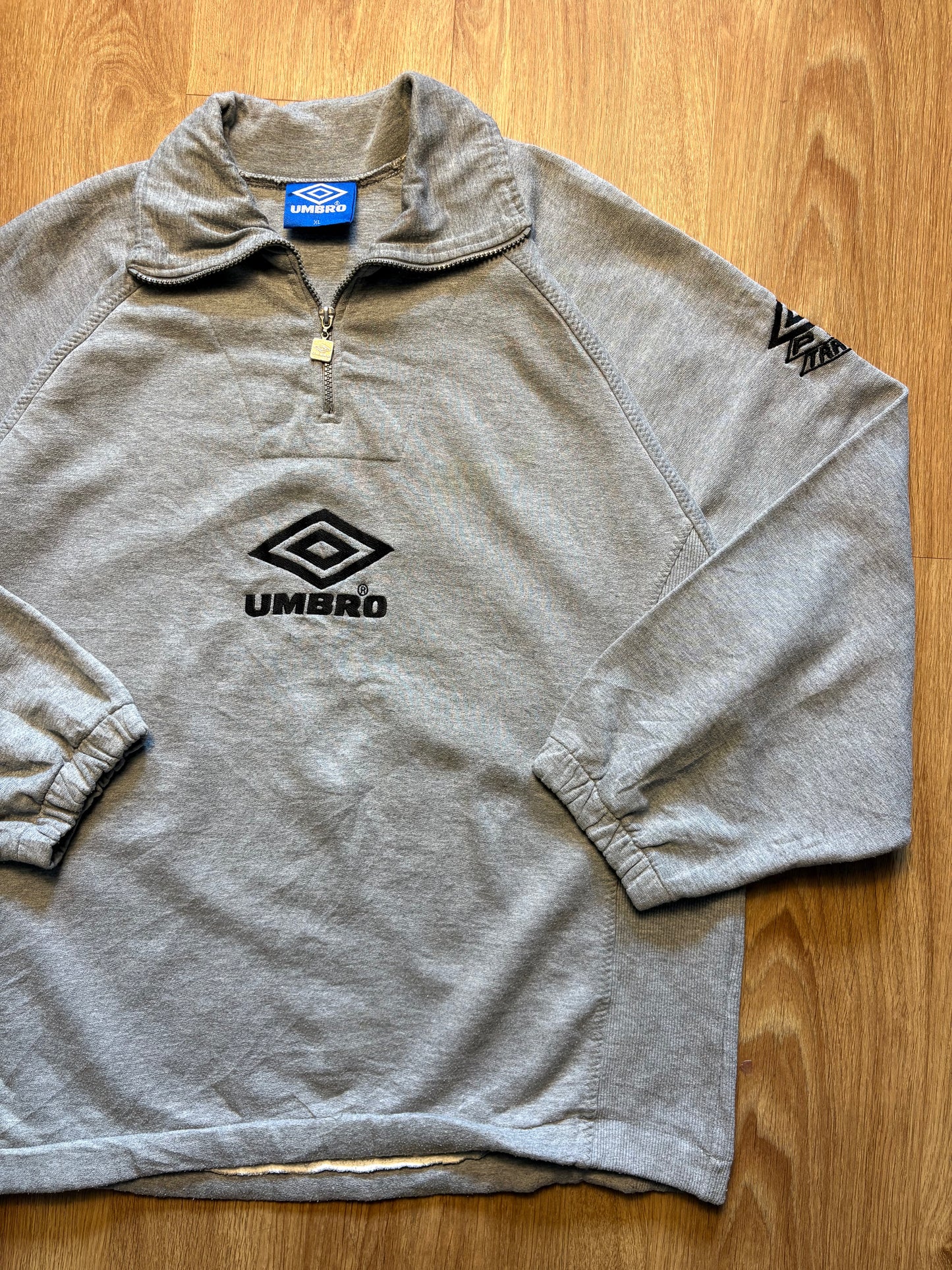 Vintage Umbro Pro Training Grey Quarter Zip Sweatshirt (XL)