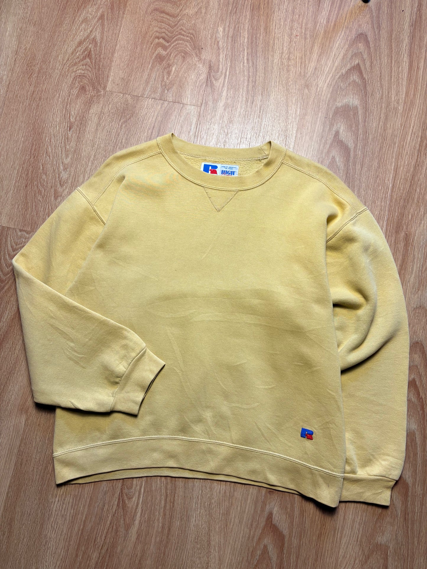 Vintage Russell Athletics Light Yellow Heavyweight Sweatshirt (S)