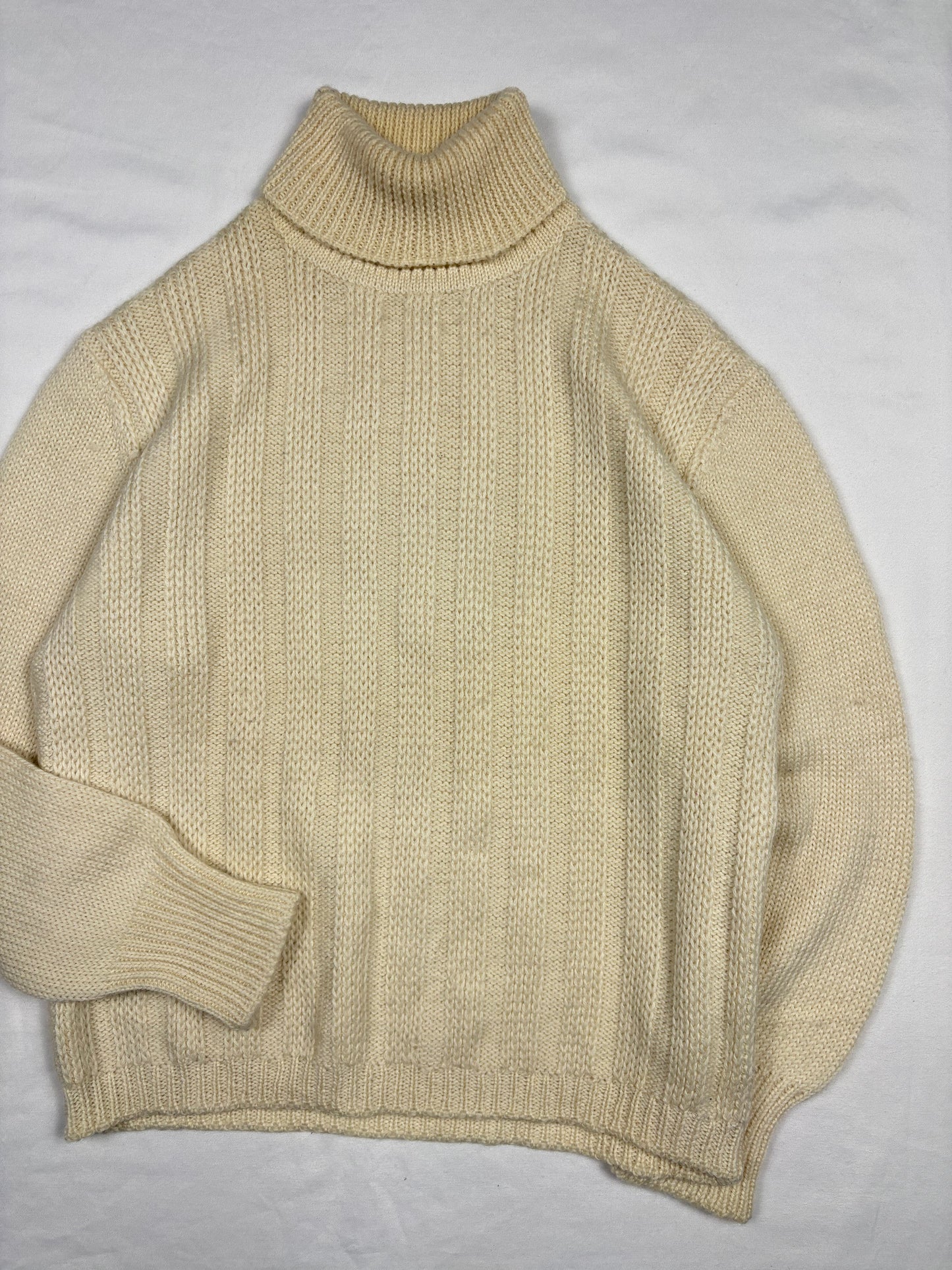 Vintage Italian Made Cream Roll Neck Fishermans Knit Jumper (women's S)