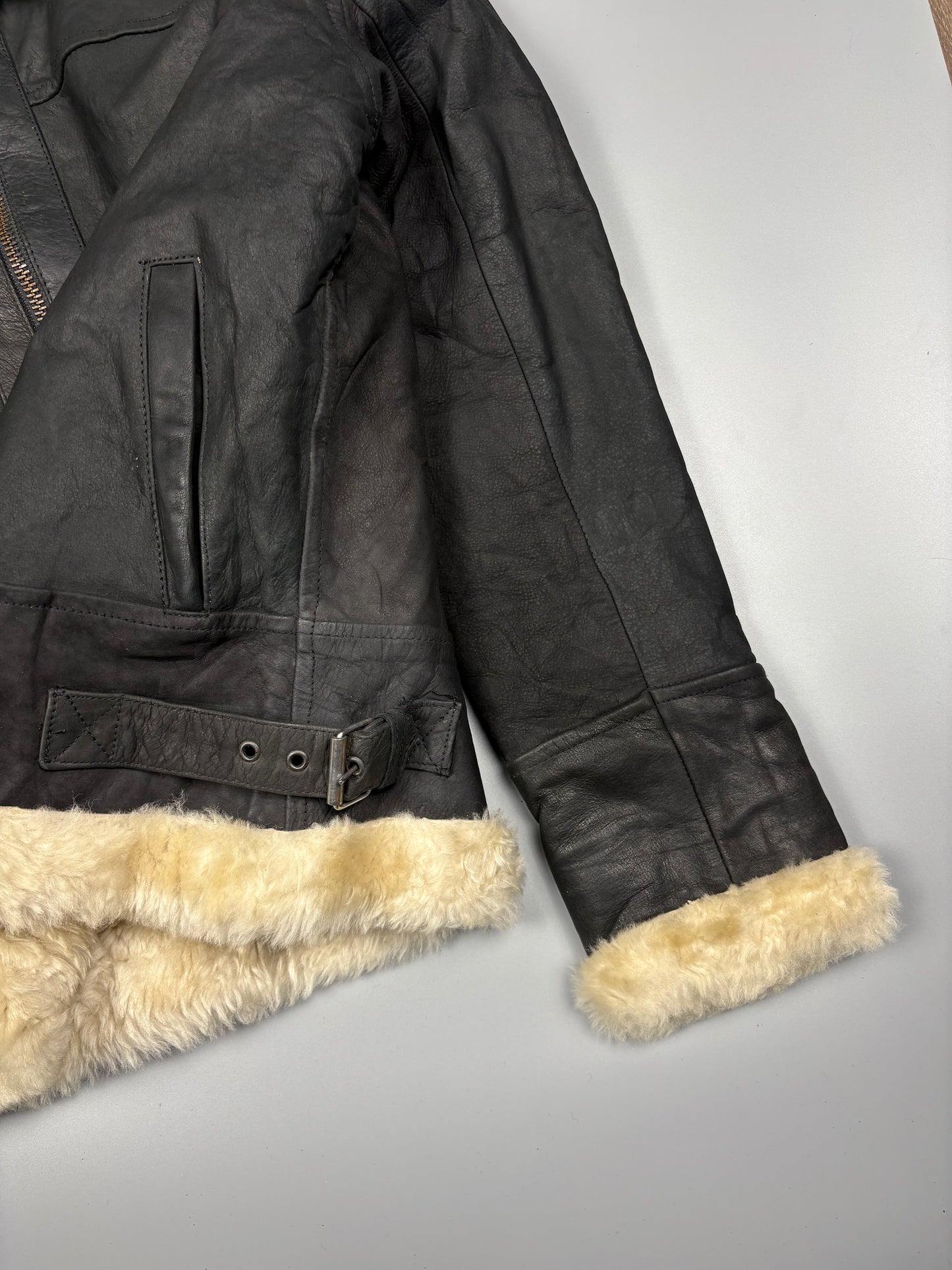 Vintage 1980s Shearling Lined Sheepskin Aviator Leather Jacket (women's M)