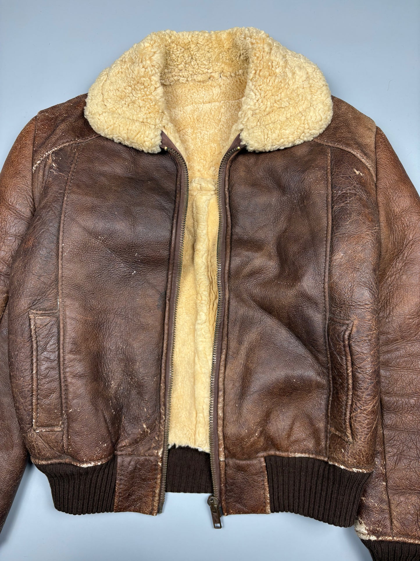 Vintage 1980s Aviation Shearling Lined Leather A-2 Flight Jacket (M)