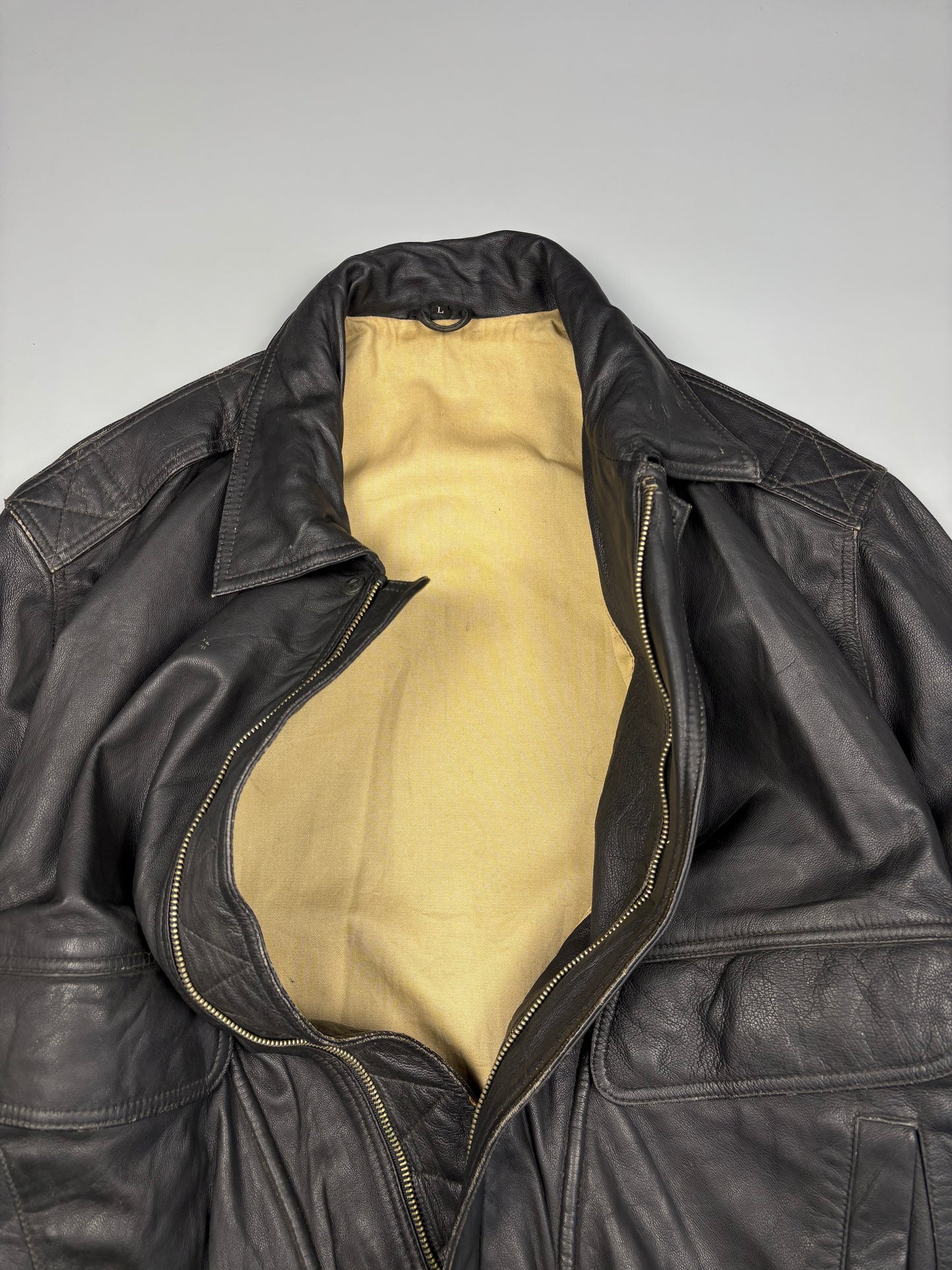 Vintage 1980s Aviation Leather A-2 Flight Jacket (L)
